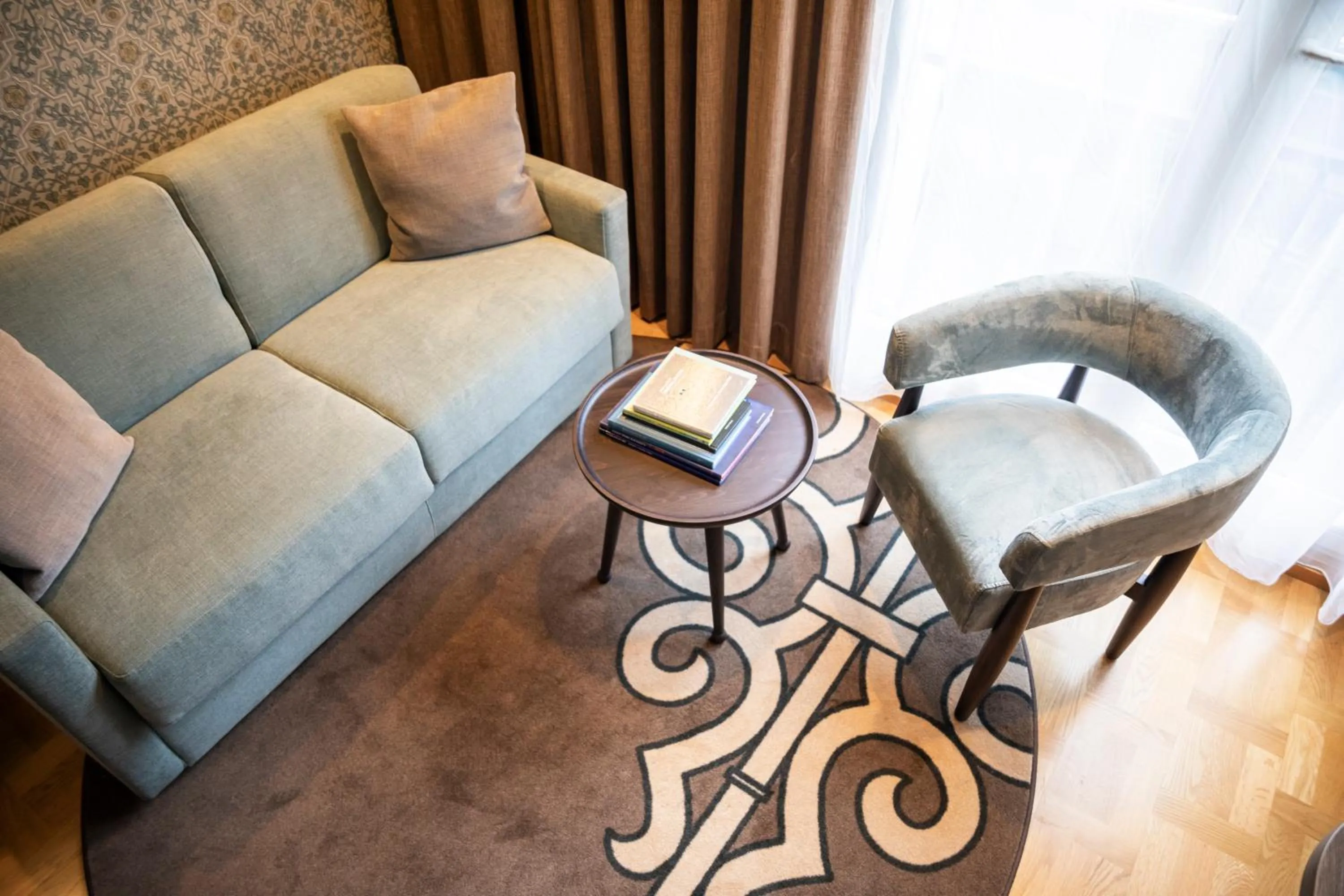 Seating area in Home Hotel Havnekontoret