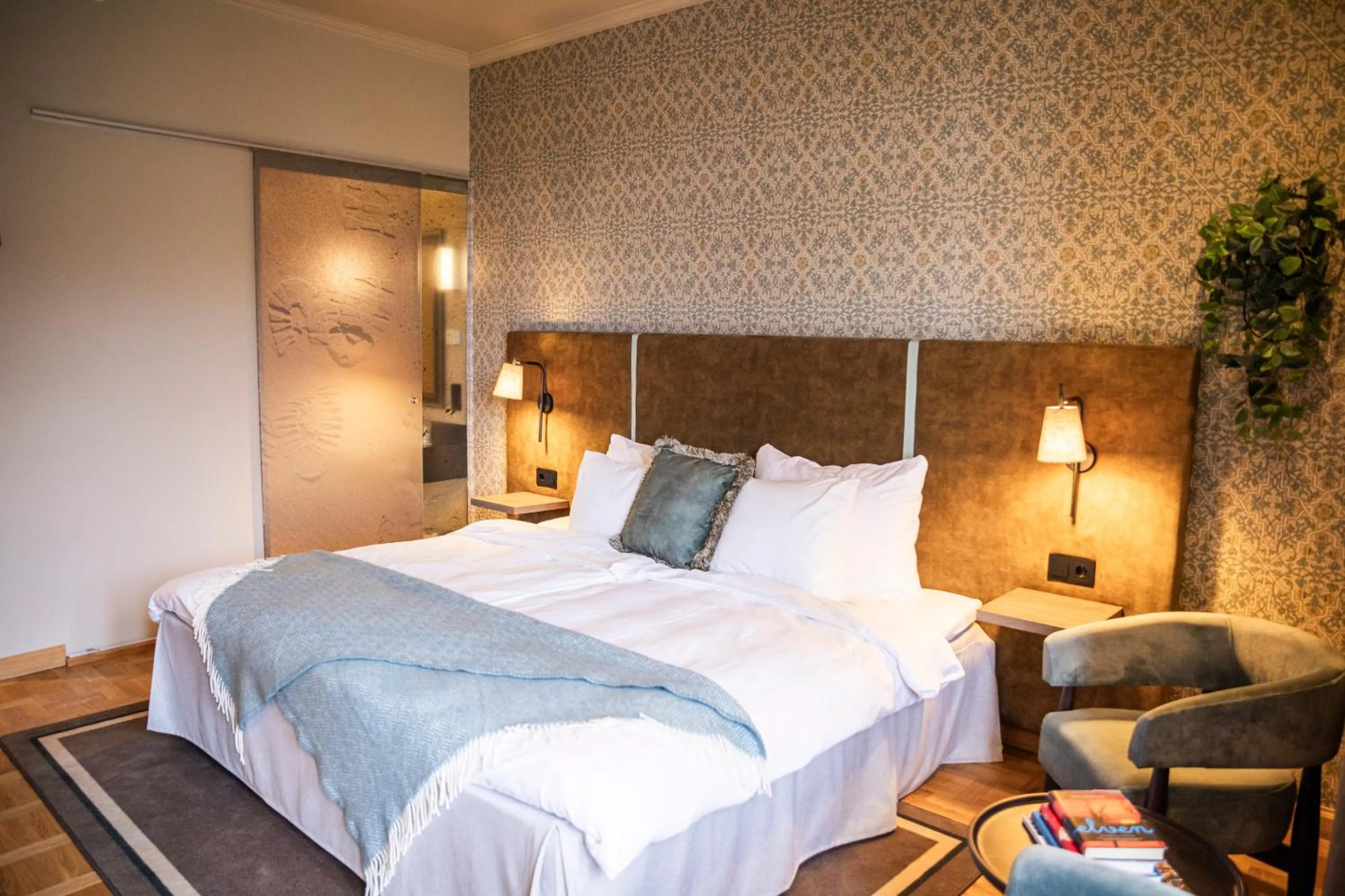 Bedroom, Bed in Home Hotel Havnekontoret