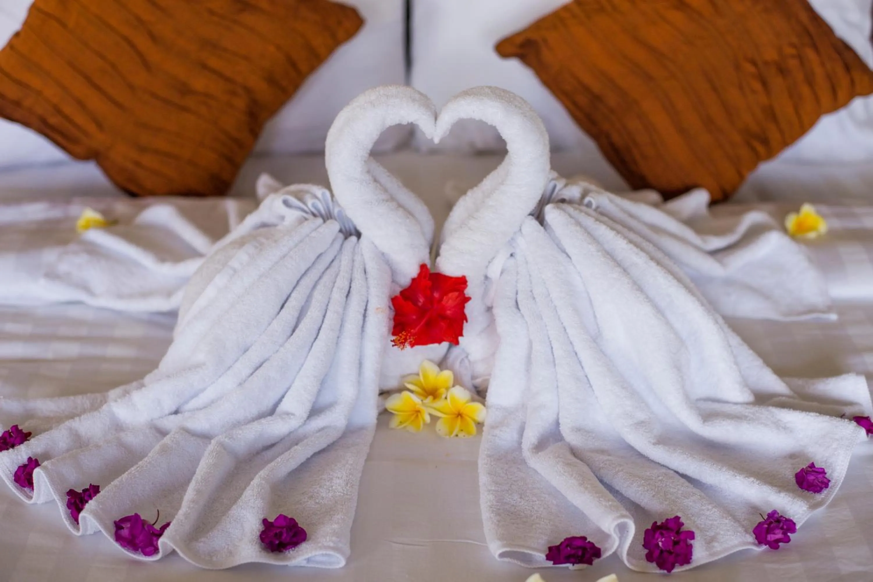 Decorative detail, Bed in Alosta Luxury Private Villa