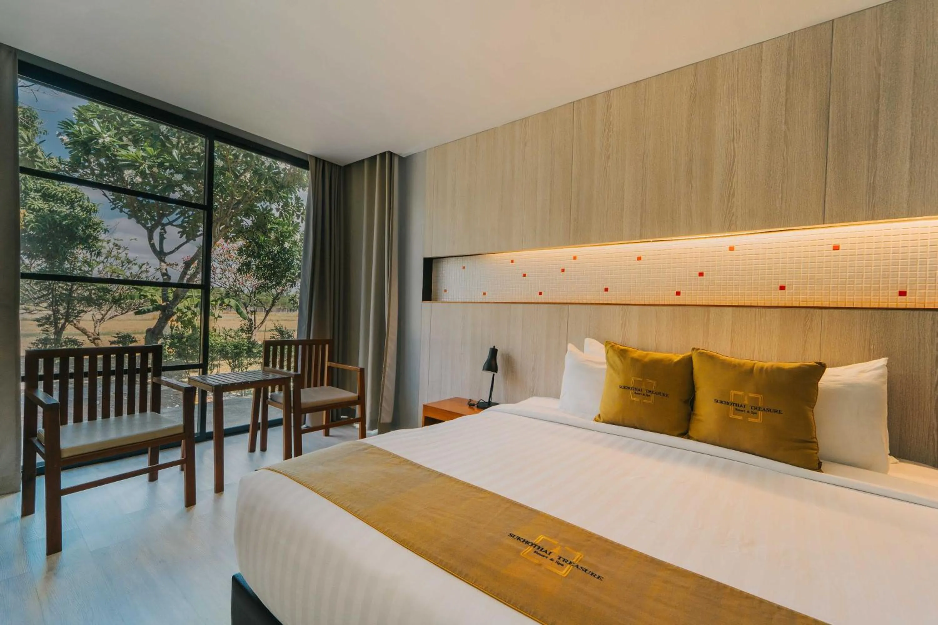 Bedroom, Bed in Sukhothai Treasure Resort & Spa