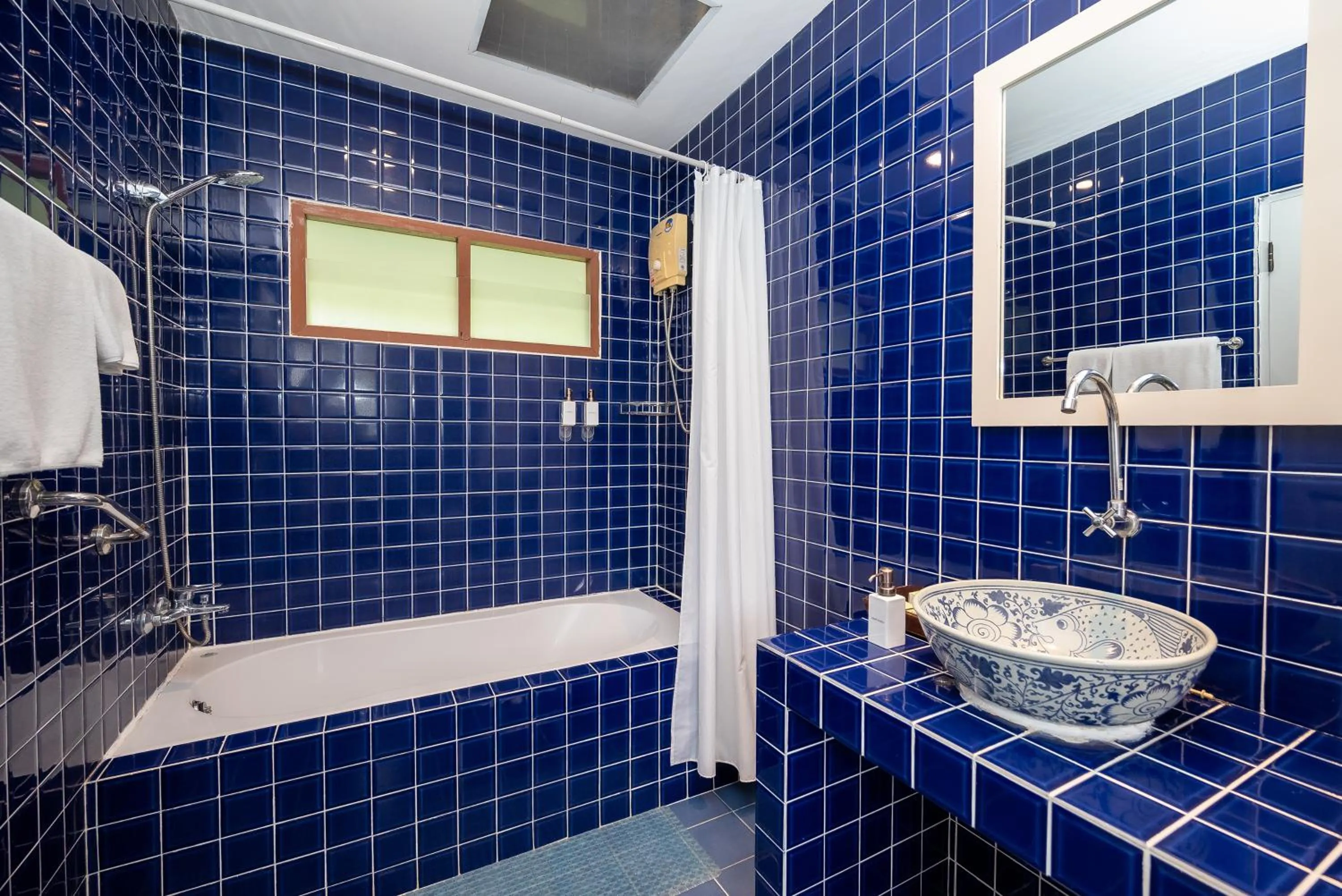 Bathroom in Le Charme Sukhothai Historical Park