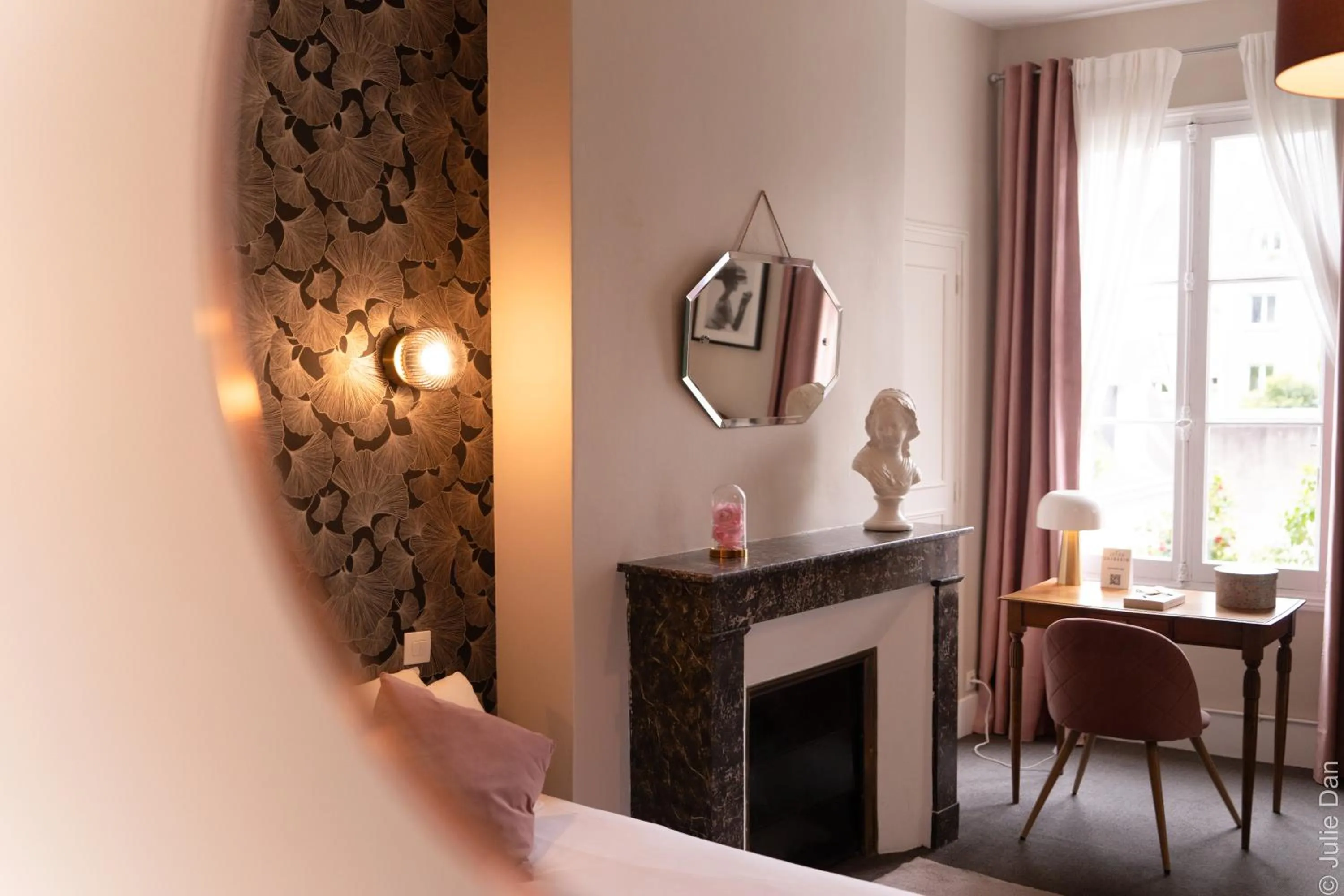 Photo of the whole room in Hotel Mirabeau