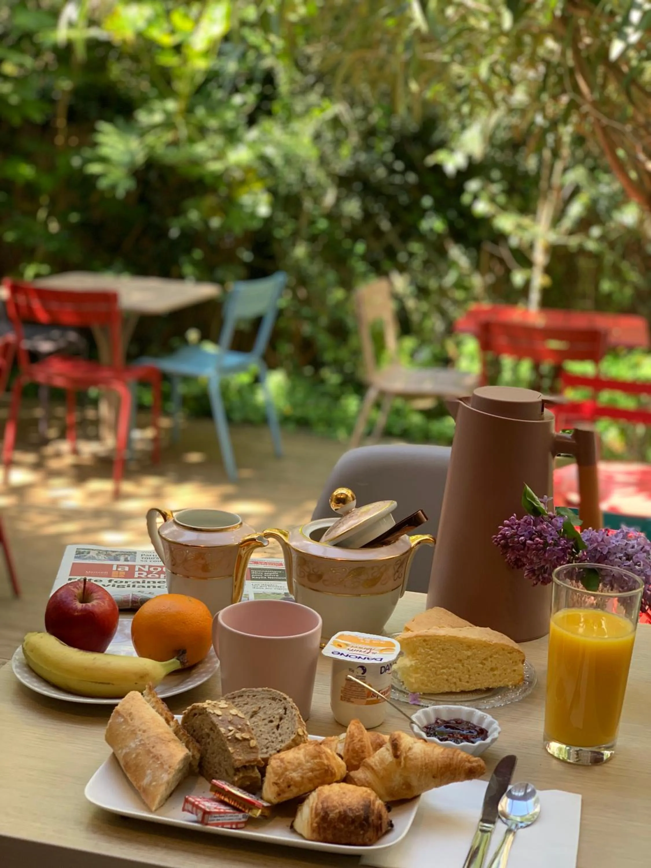 Breakfast in Hotel Mirabeau