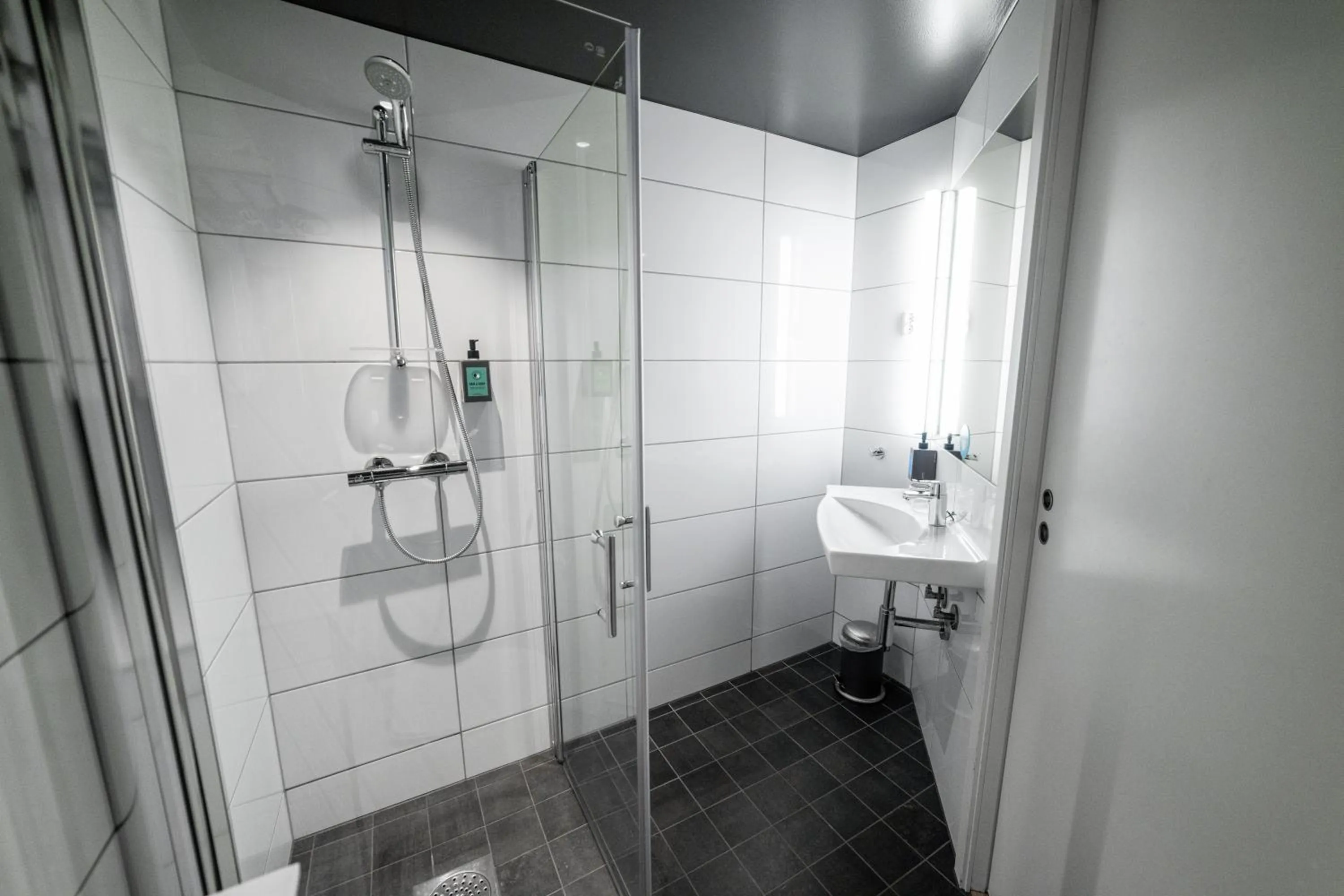 Shower in Comfort Hotel Bergen