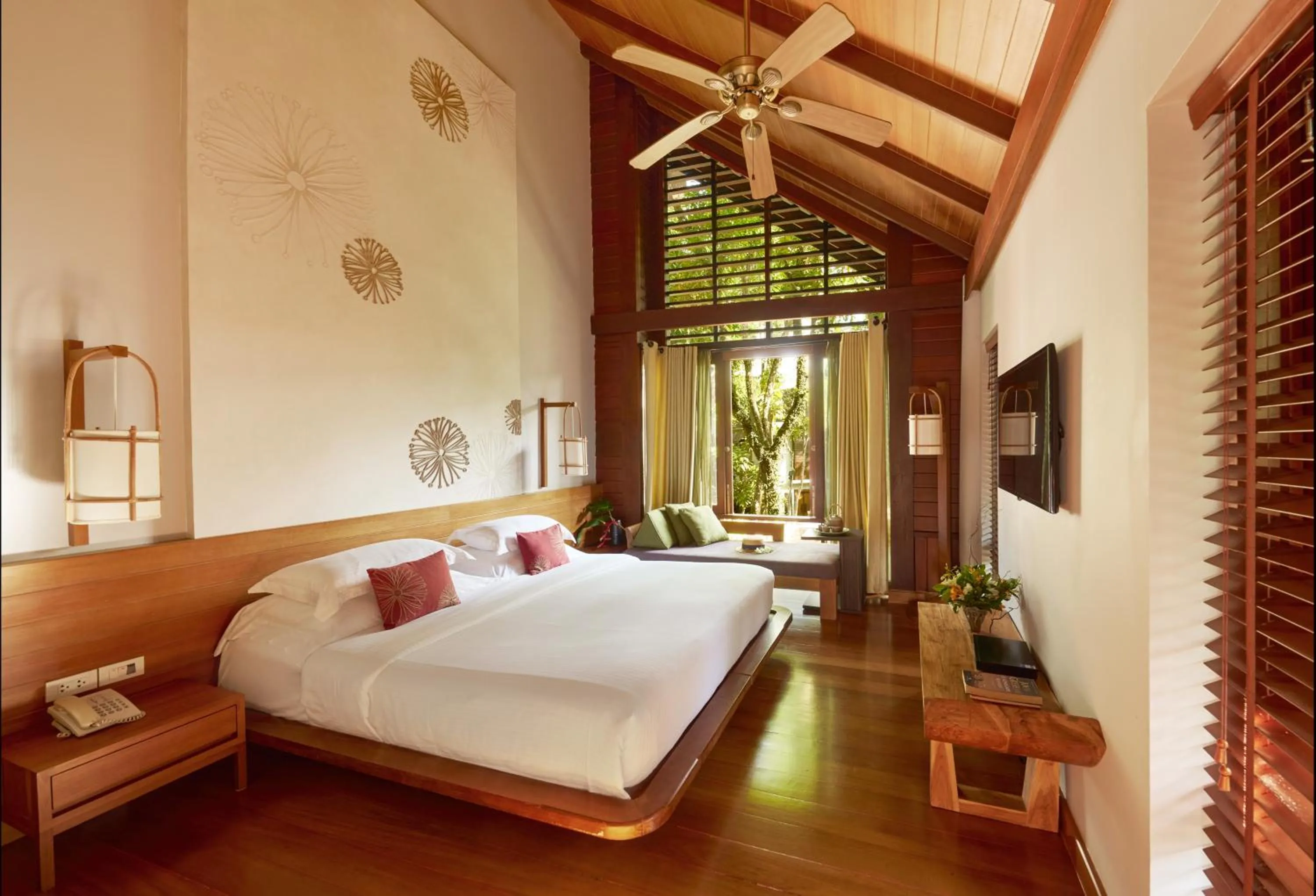 Bed in The Tubkaak Krabi Boutique Resort