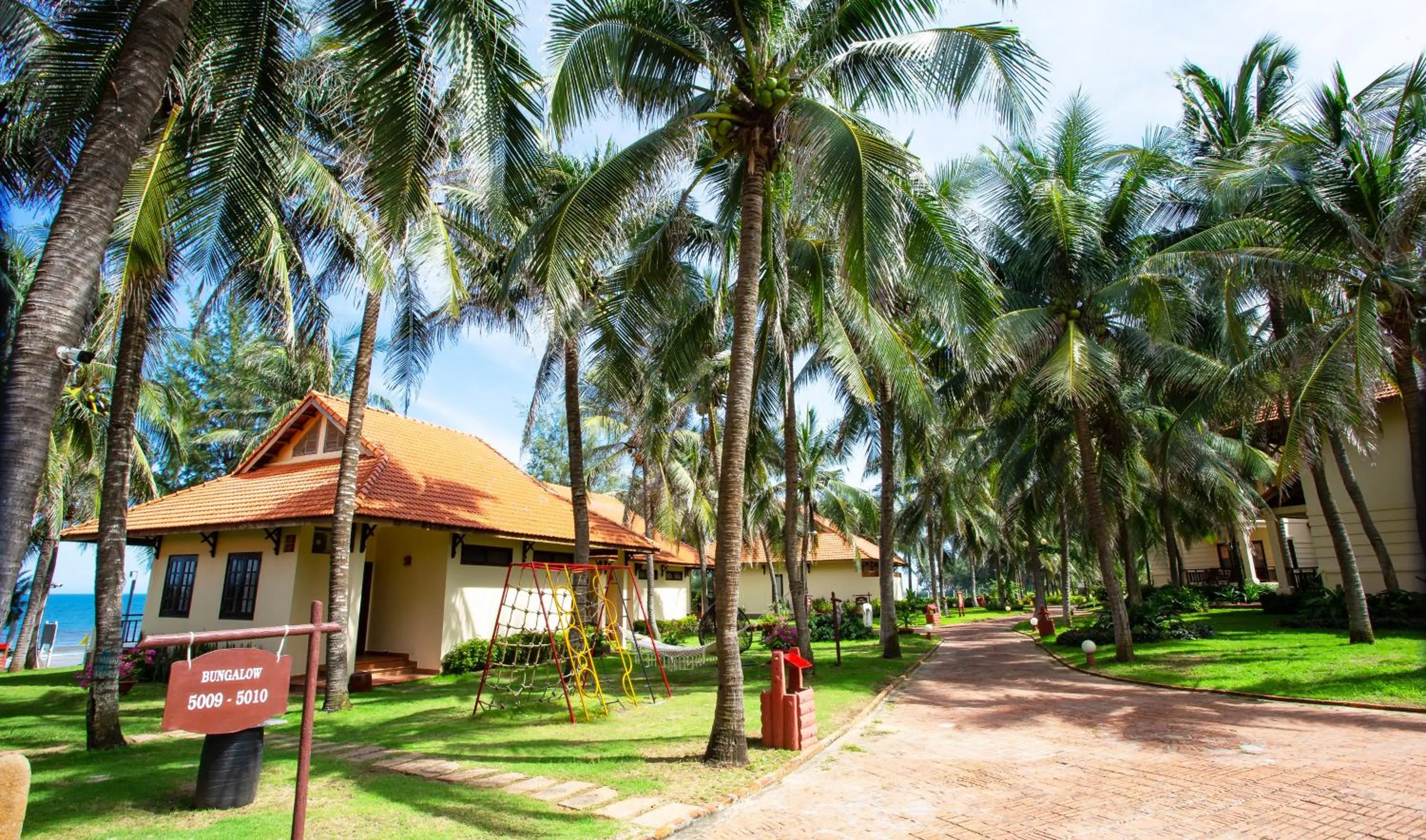Garden in Golden Coast Resort & Spa