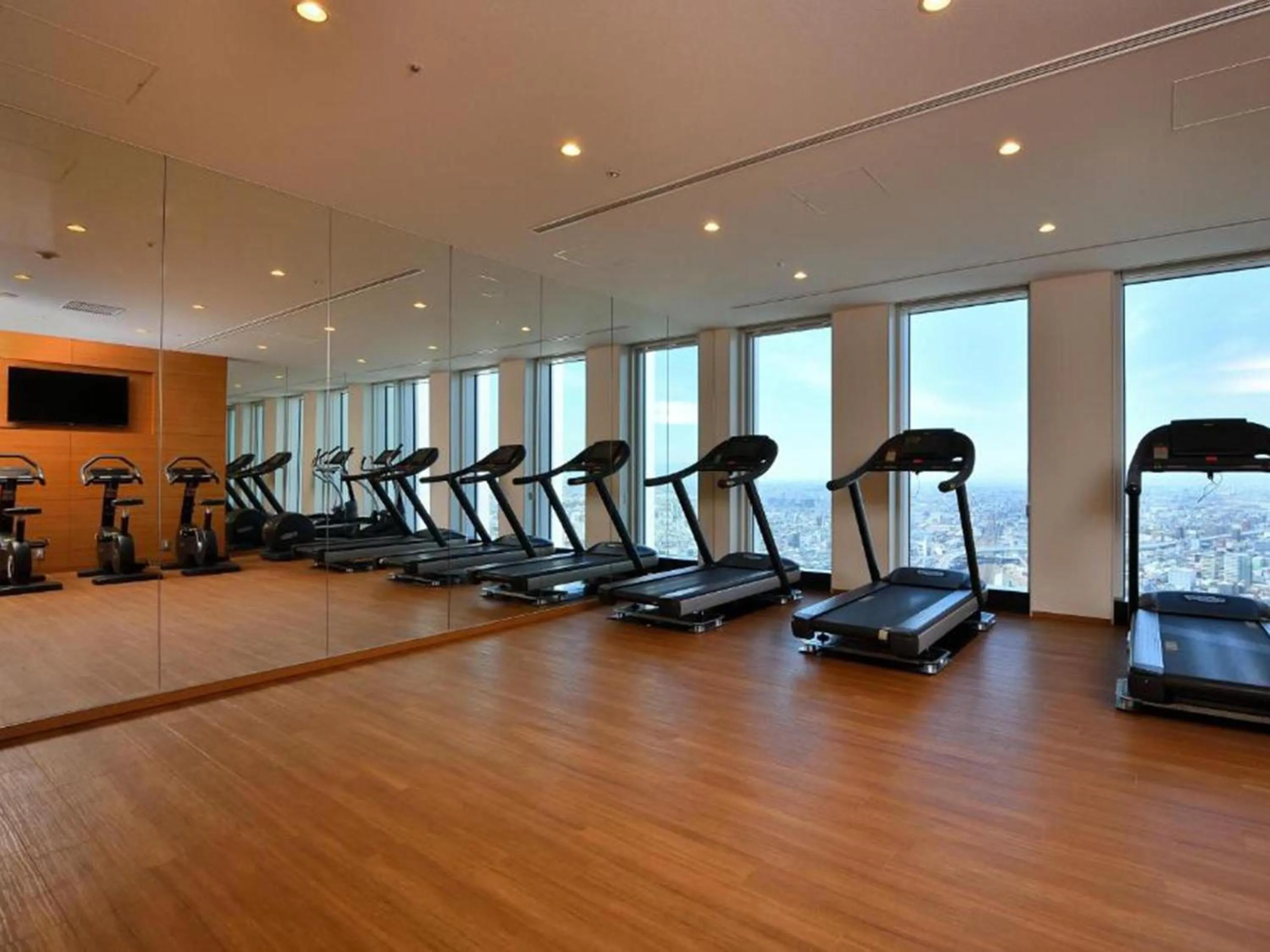 Fitness centre/facilities in Nagoya Prince Hotel Sky Tower