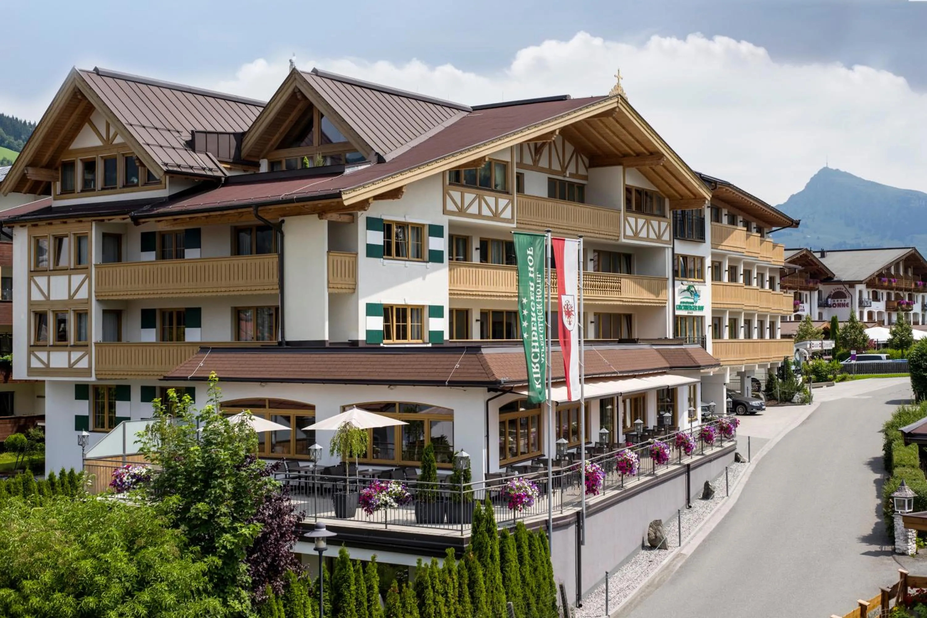 Property building in Alpen Glück Hotel Kirchberger Hof