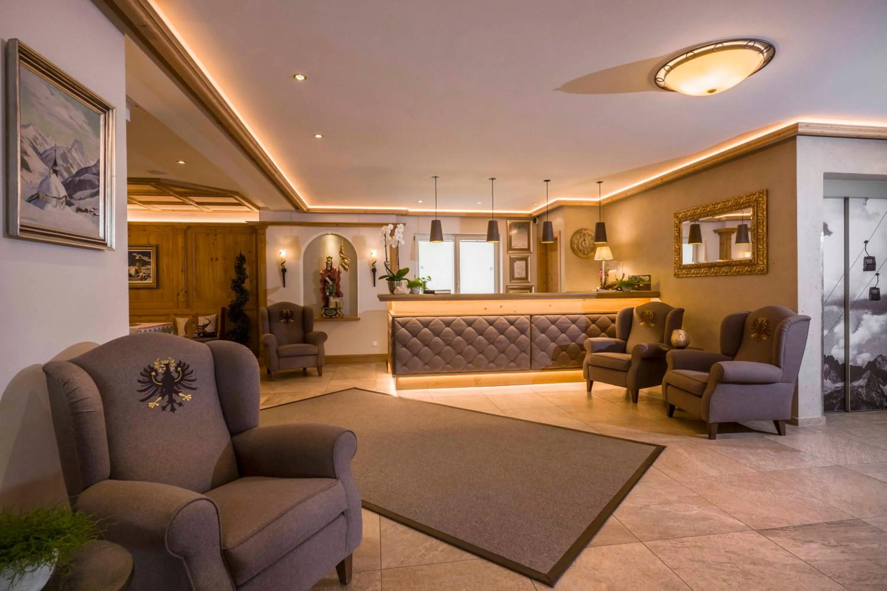 Lobby or reception in Alpen Glück Hotel Kirchberger Hof