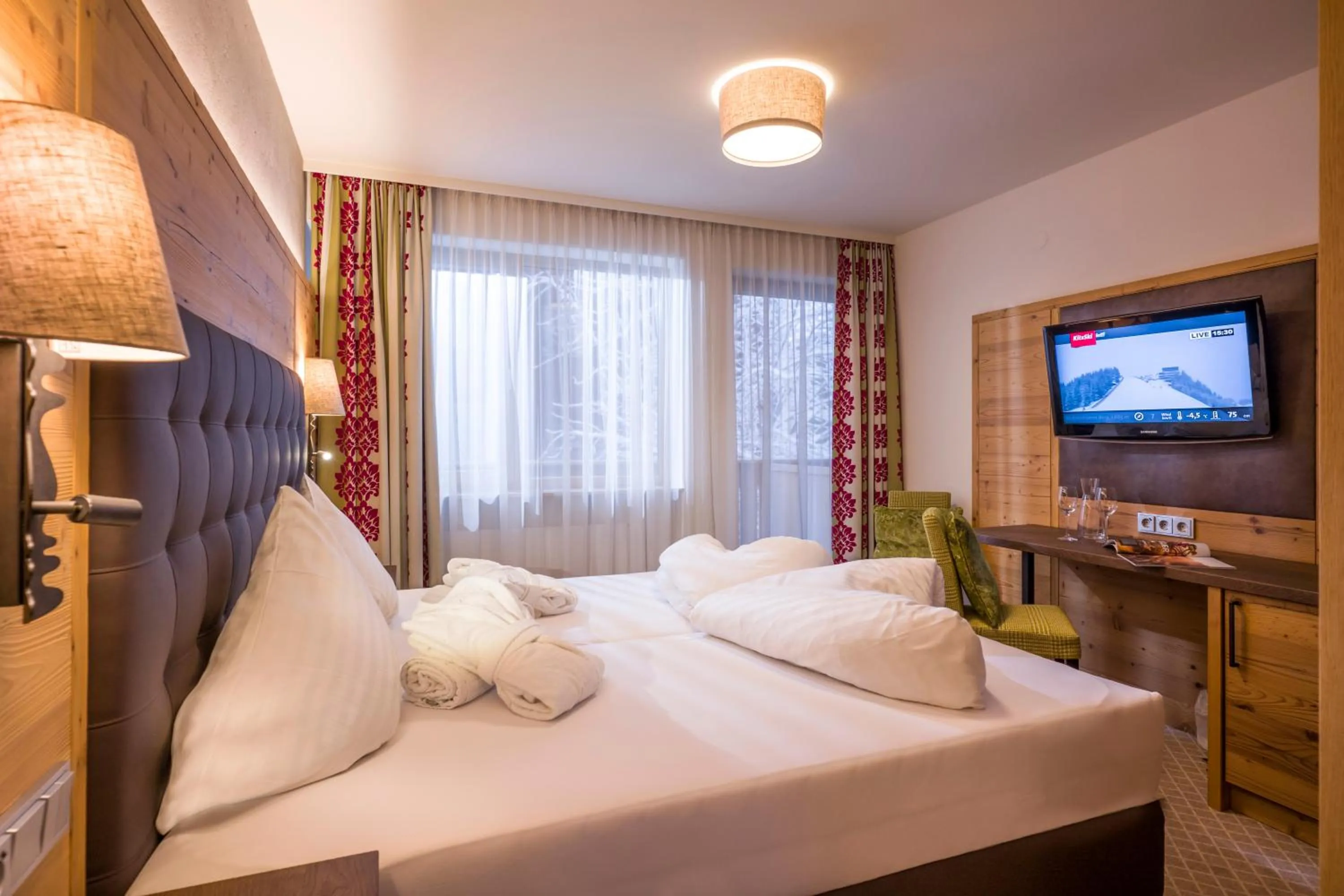 Bed in Alpen Glück Hotel Kirchberger Hof