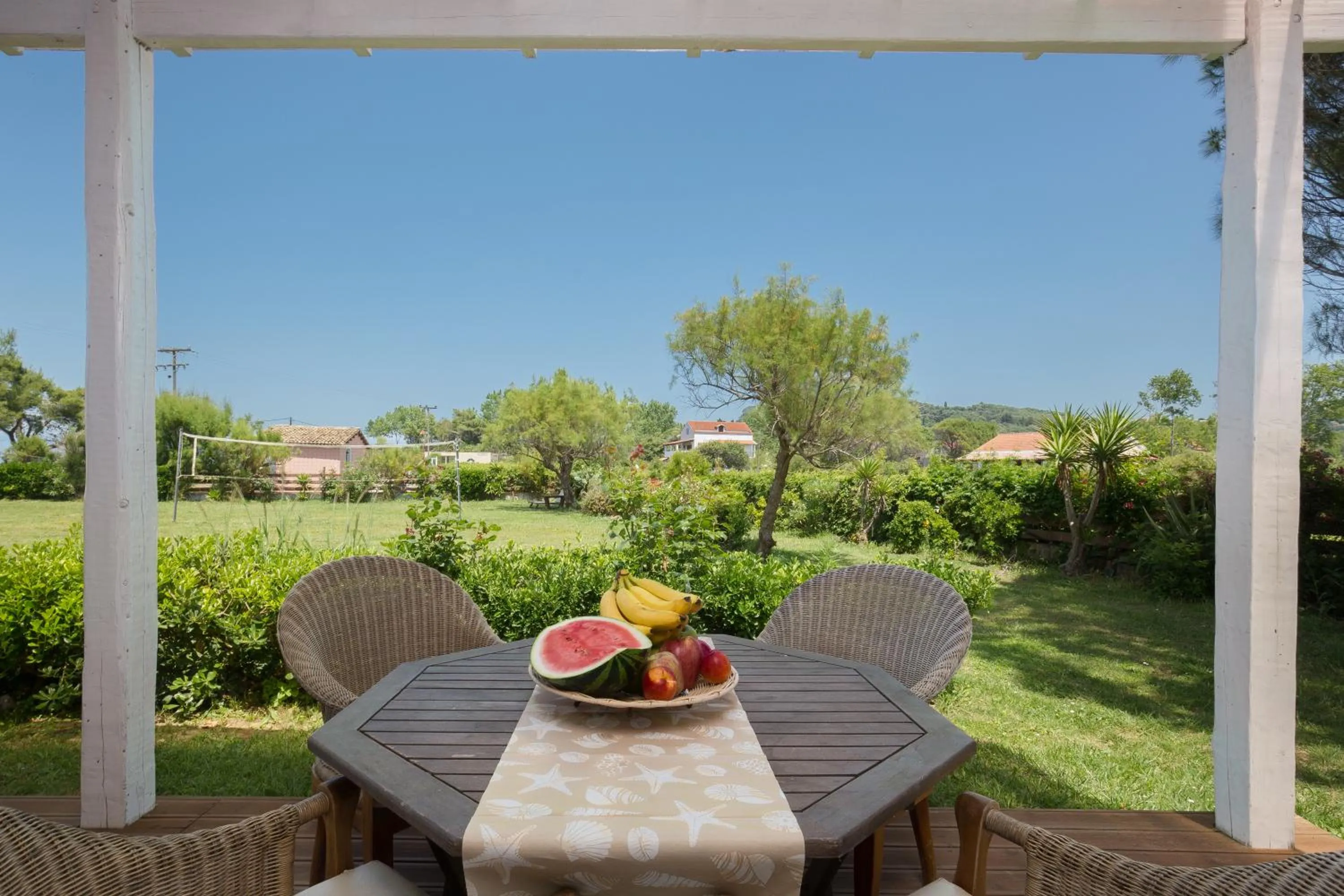 Garden view in The Wave