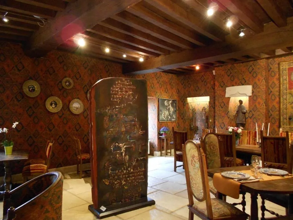 Restaurant/places to eat in Auberge de l'Abbatiale