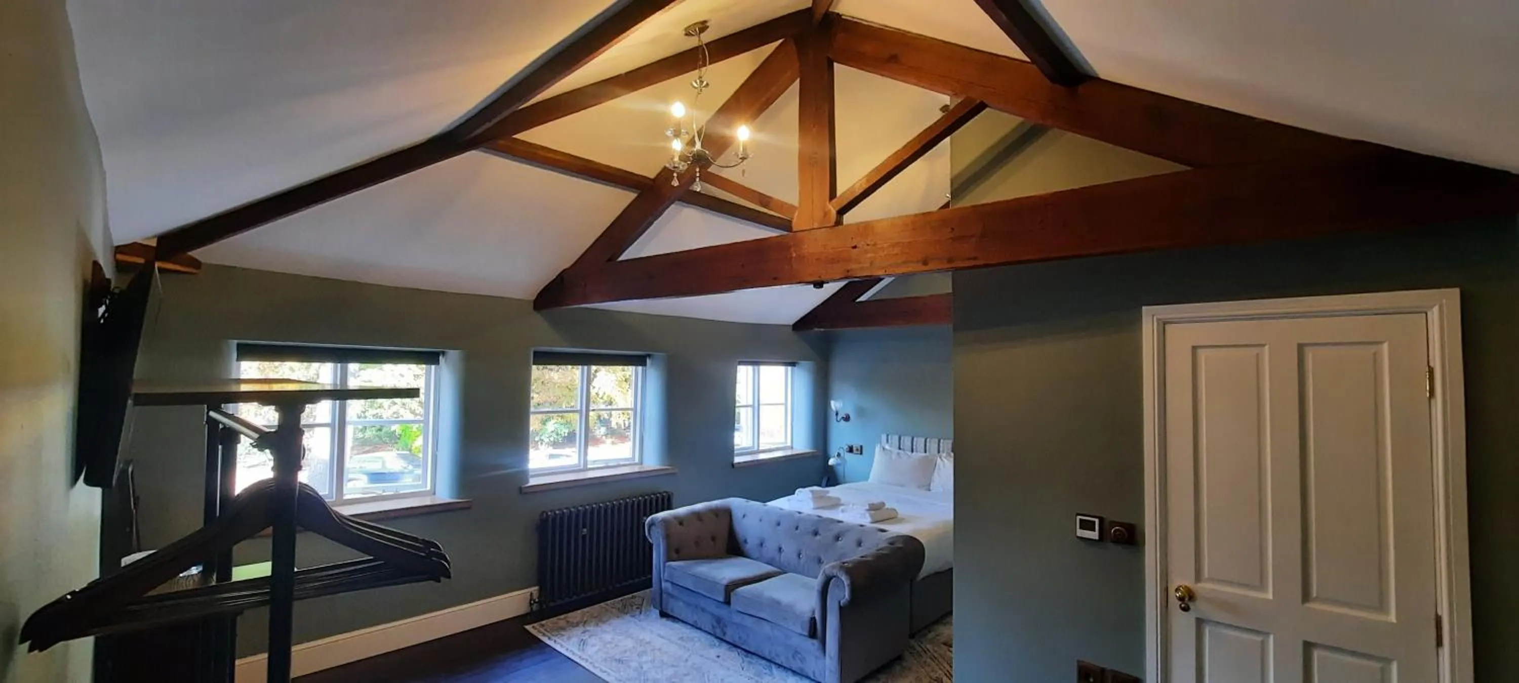 Bedroom in Oakhill Hotel