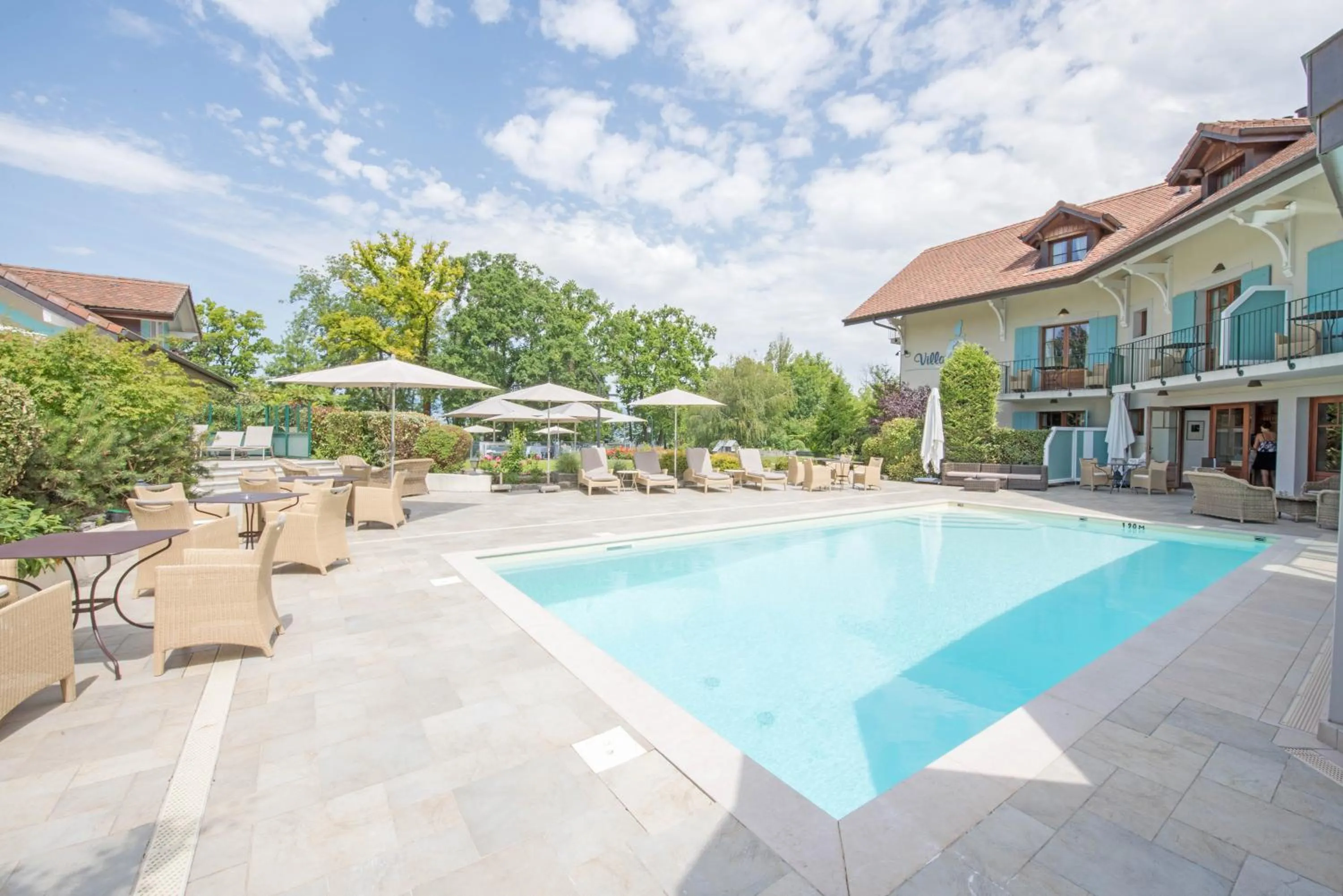 Pool view in Villa Cécile