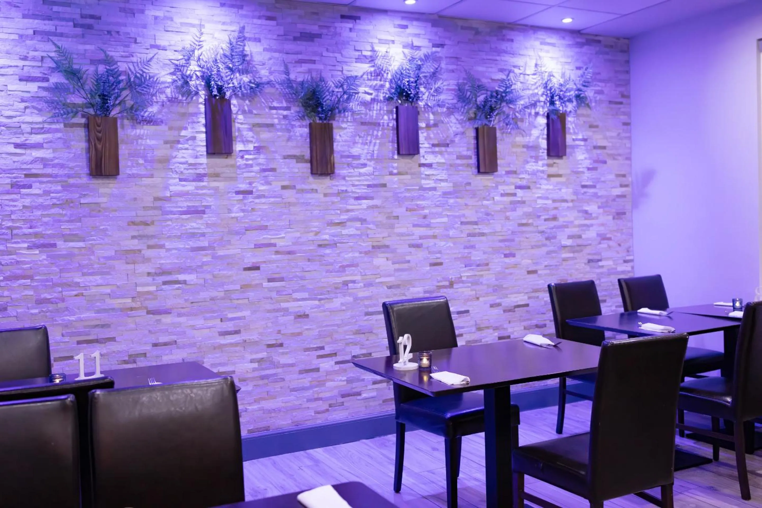 Dining area in County Hotel