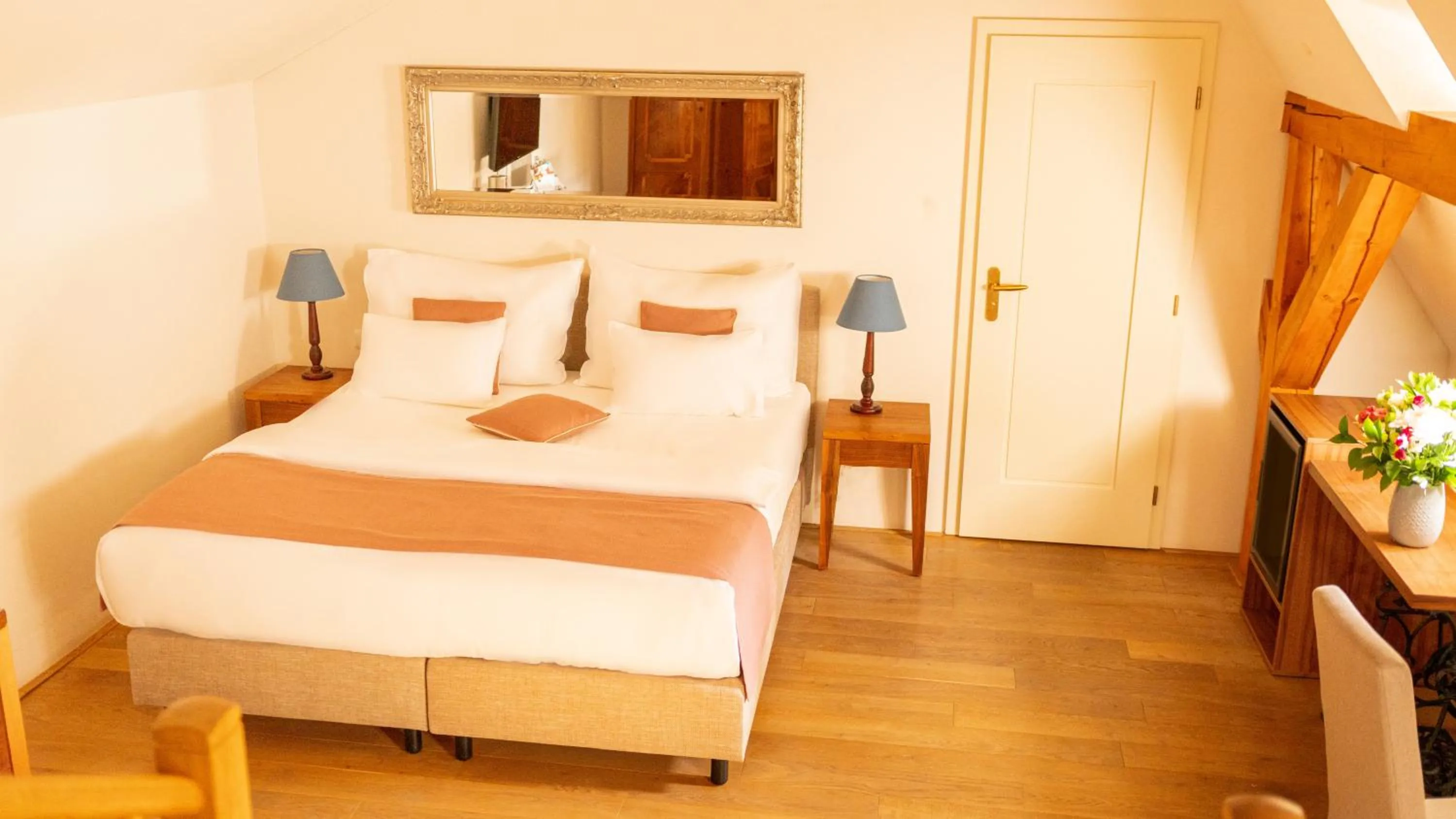 Bed in Hotel Golden Key Prague Castle