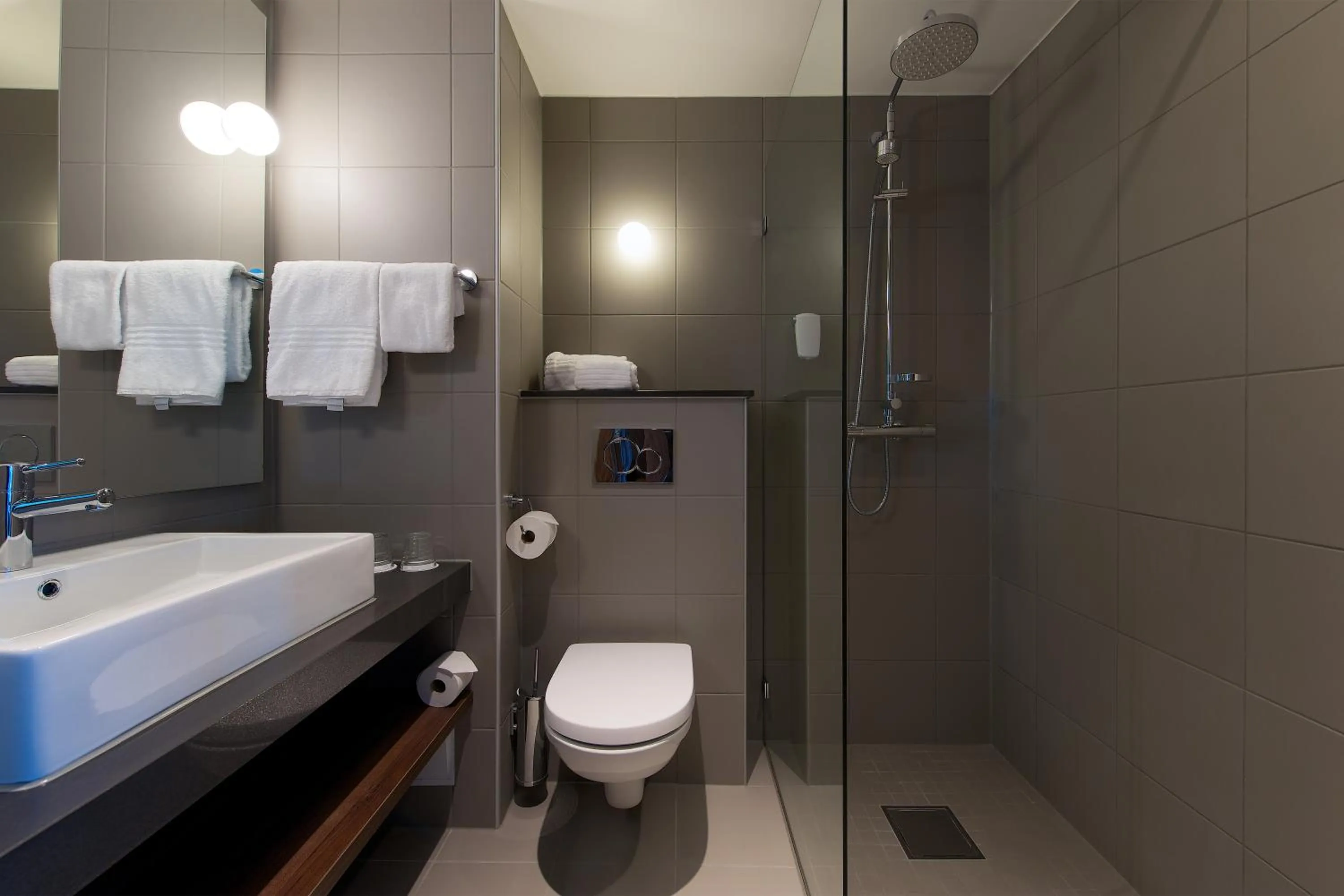 Shower in Quality Airport Hotel Stavanger