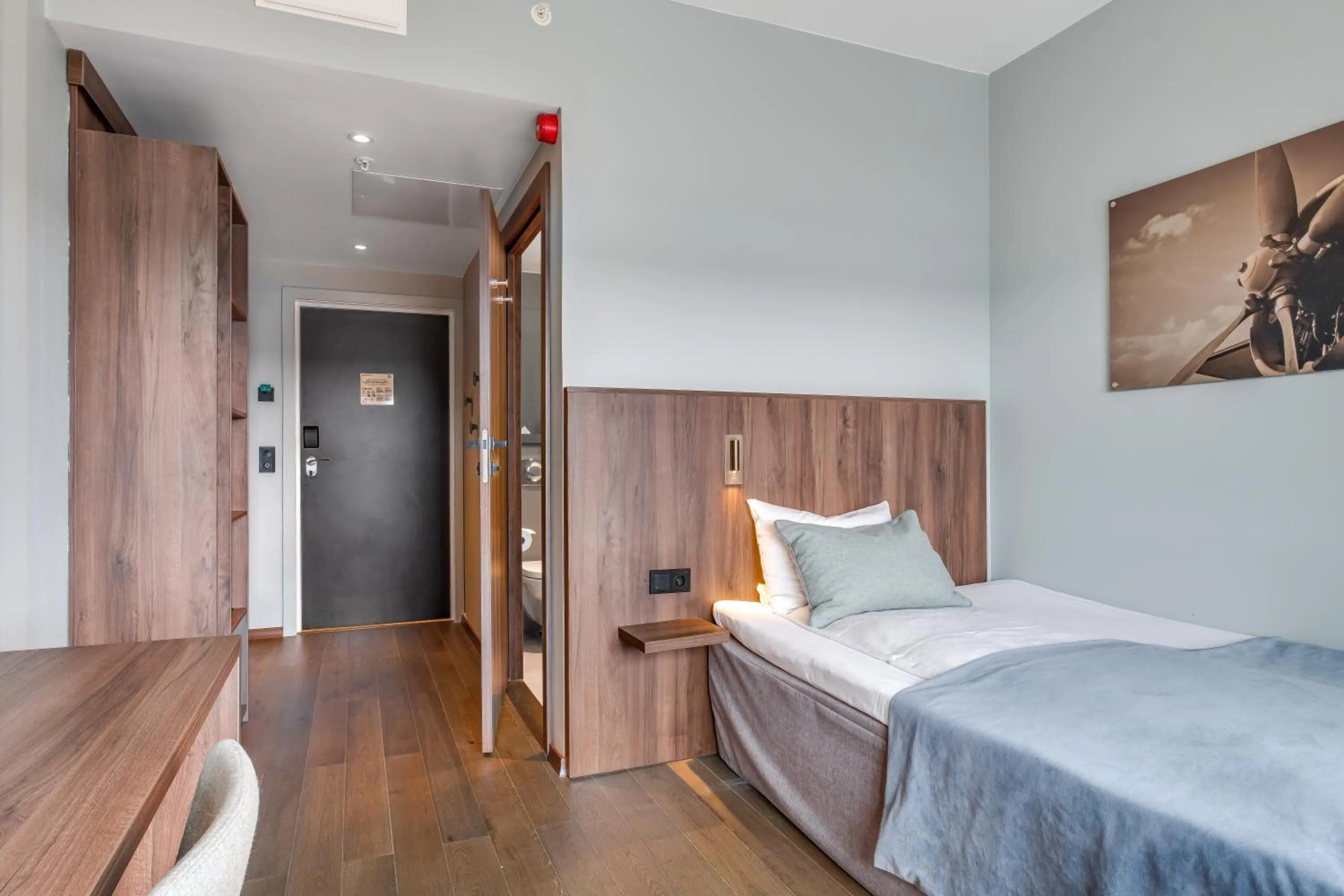 Photo of the whole room, Bed in Quality Airport Hotel Stavanger