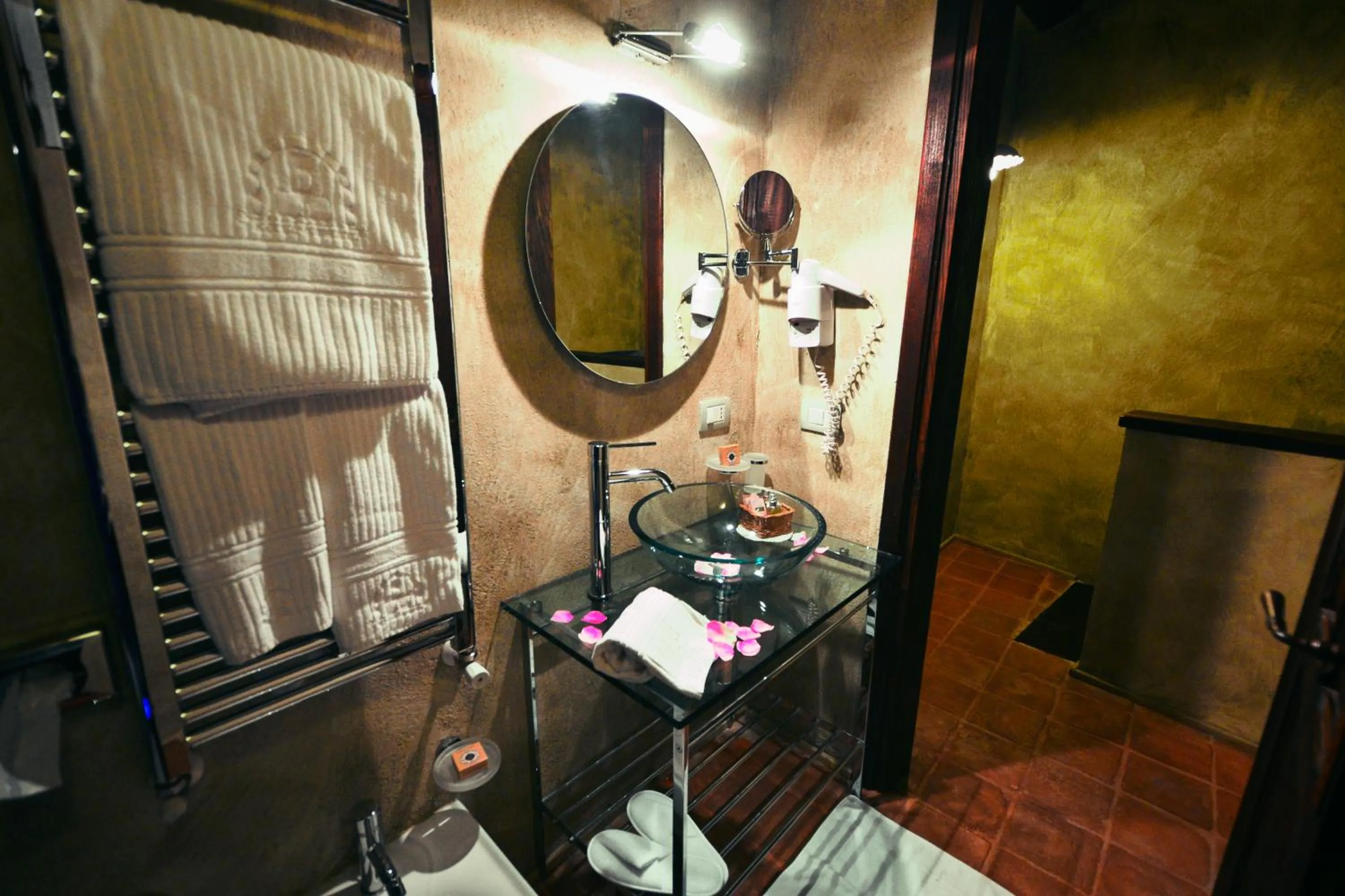 Robur Marsorum Albergo Diffuso