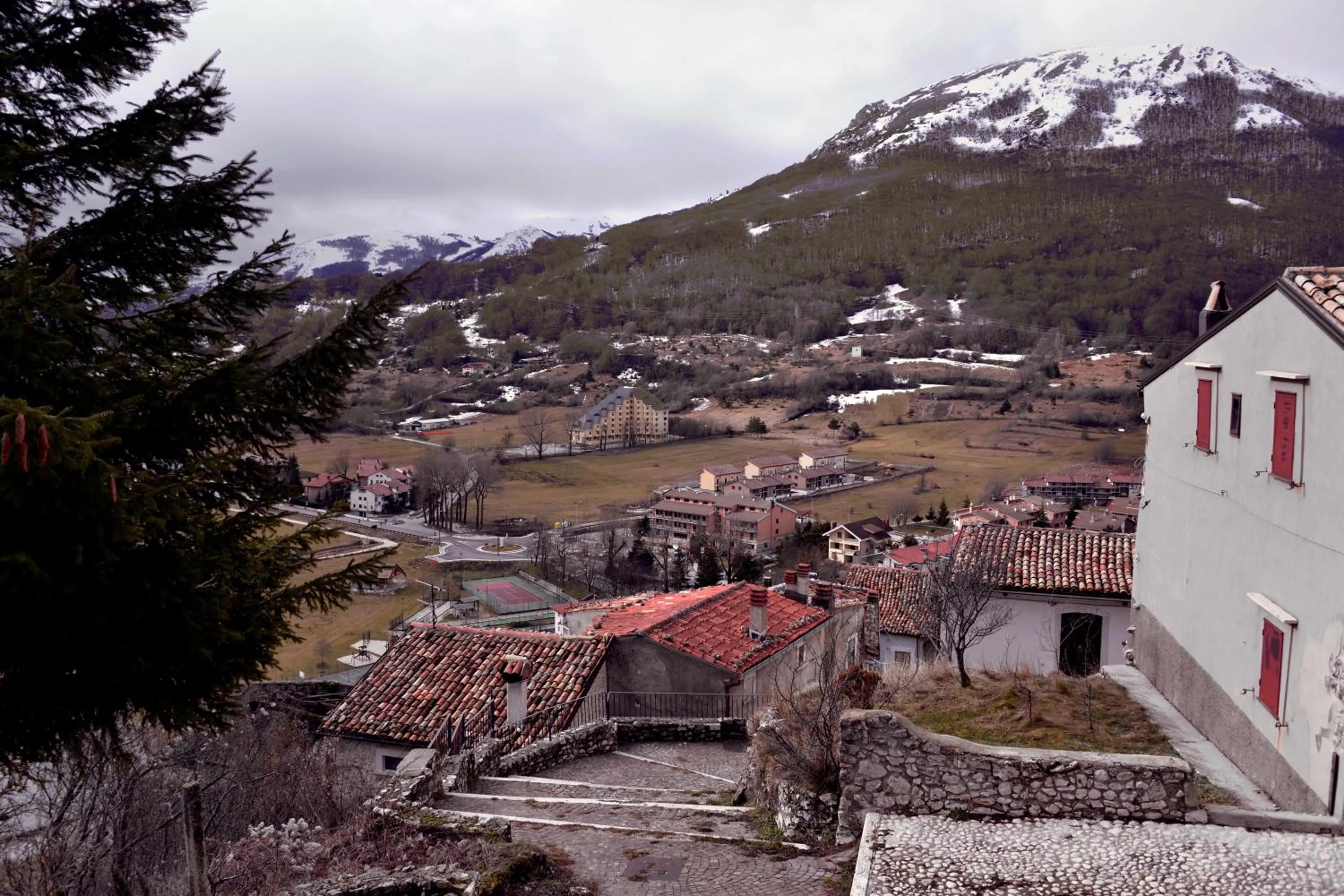 Mountain view in Robur Marsorum Albergo Diffuso