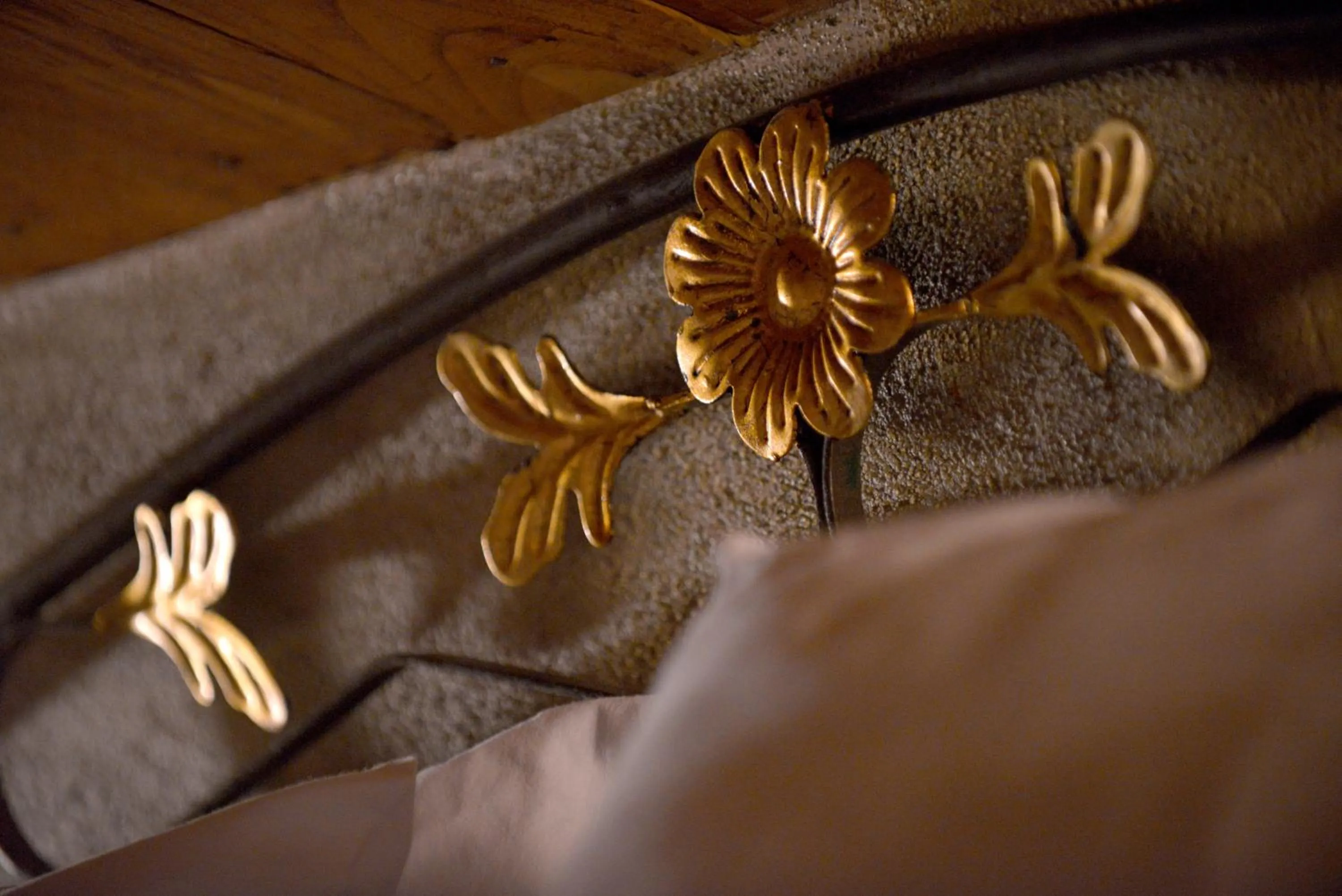 Bed in Robur Marsorum Albergo Diffuso