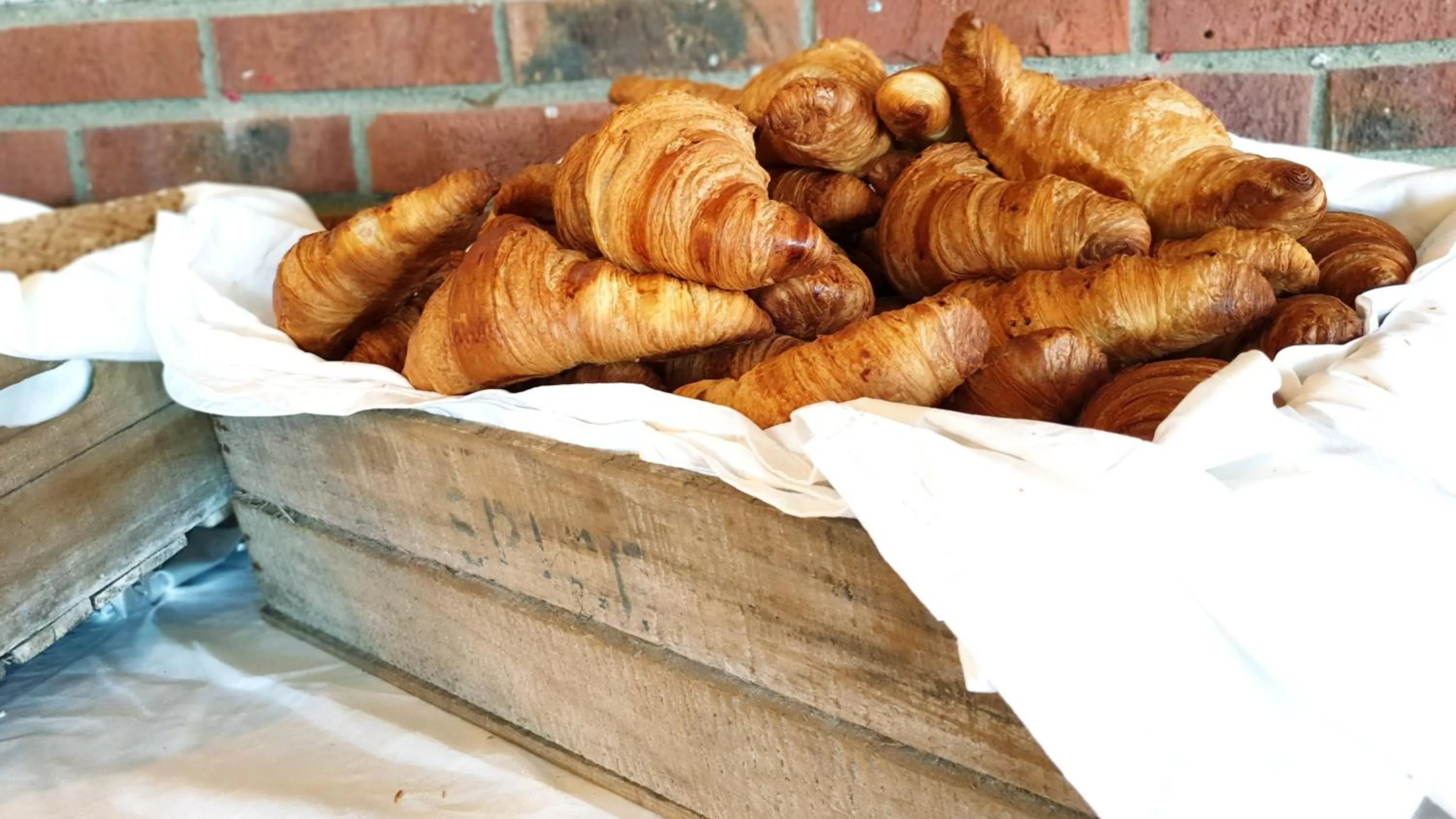 Continental breakfast in Oslo Hostel Rønningen