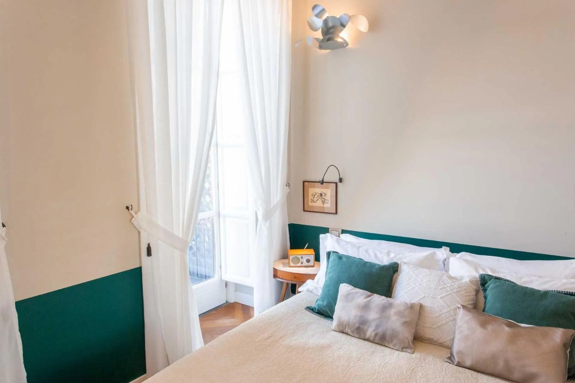 Bedroom, Bed in Accademia 39