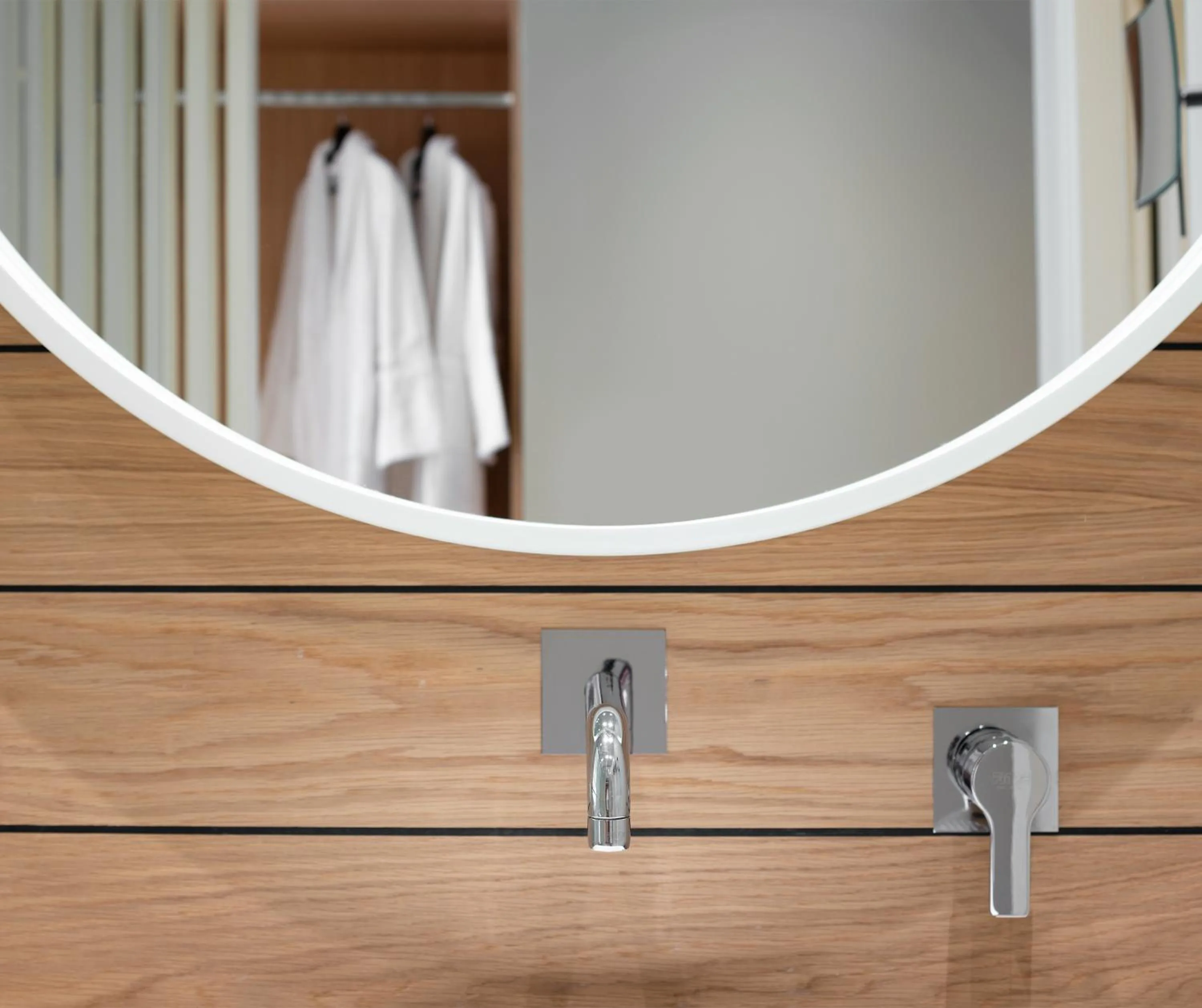 Ikones Seafront Luxury Suites