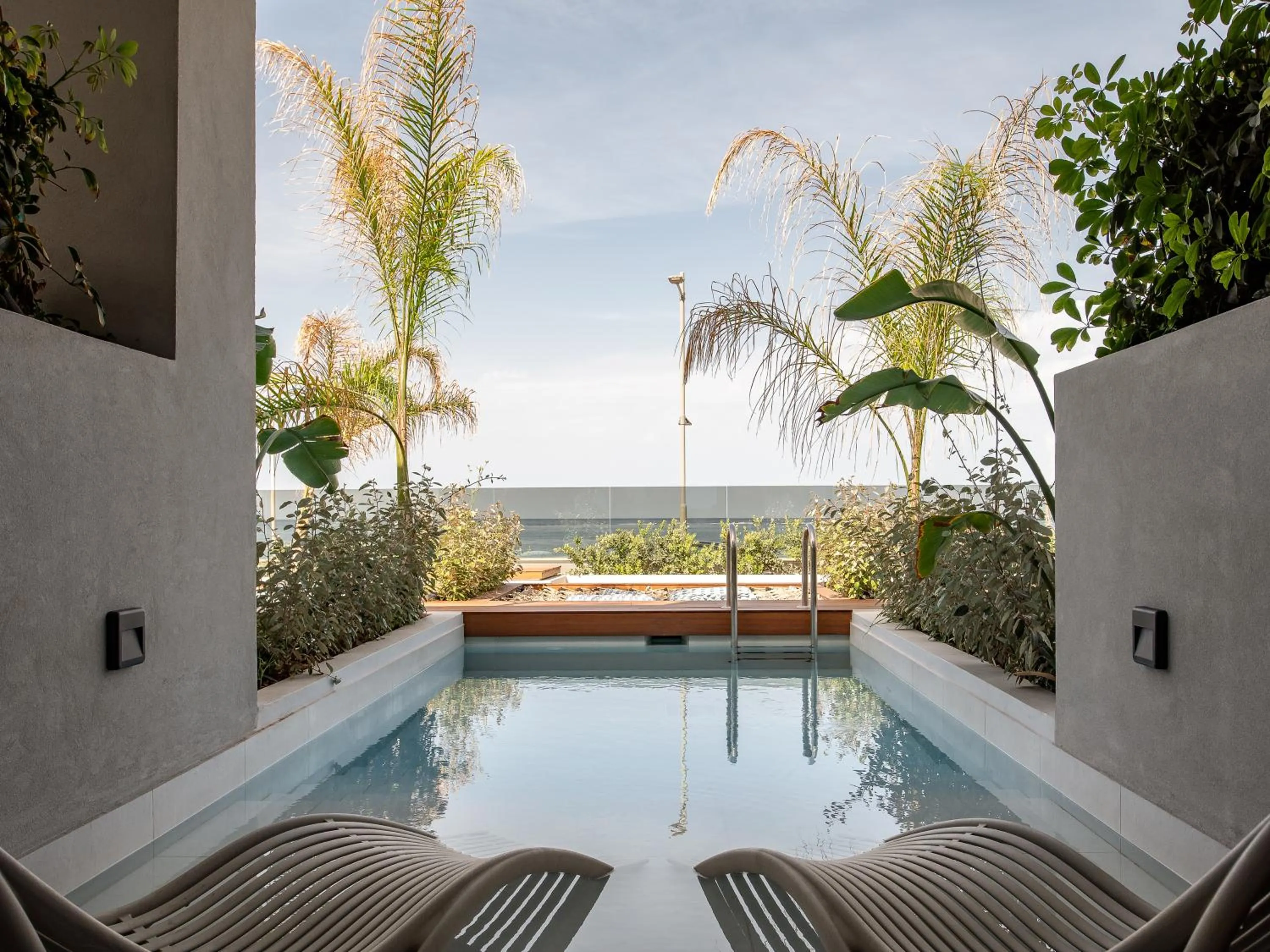 Ikones Seafront Luxury Suites