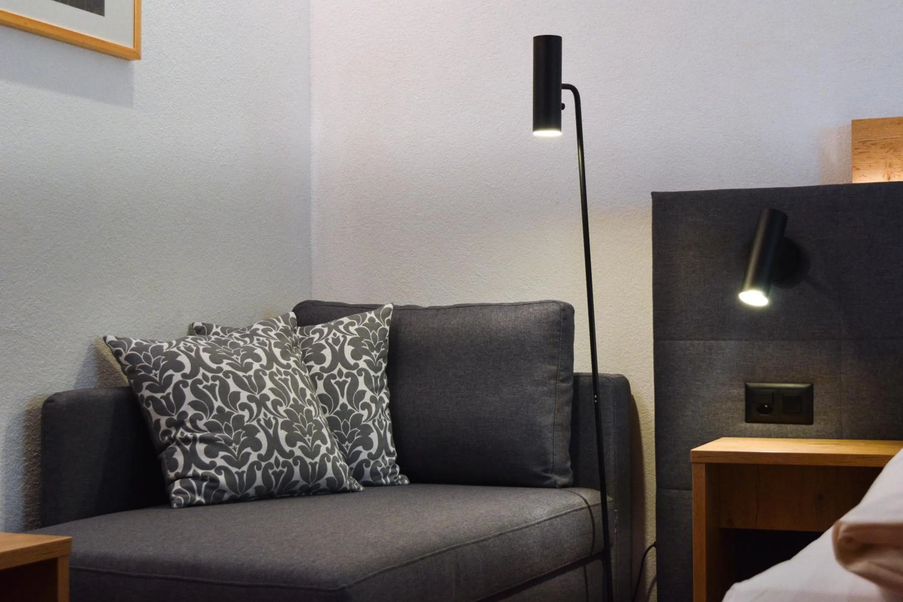 Photo of the whole room in Sonnenhotel Soldanella Sonneck