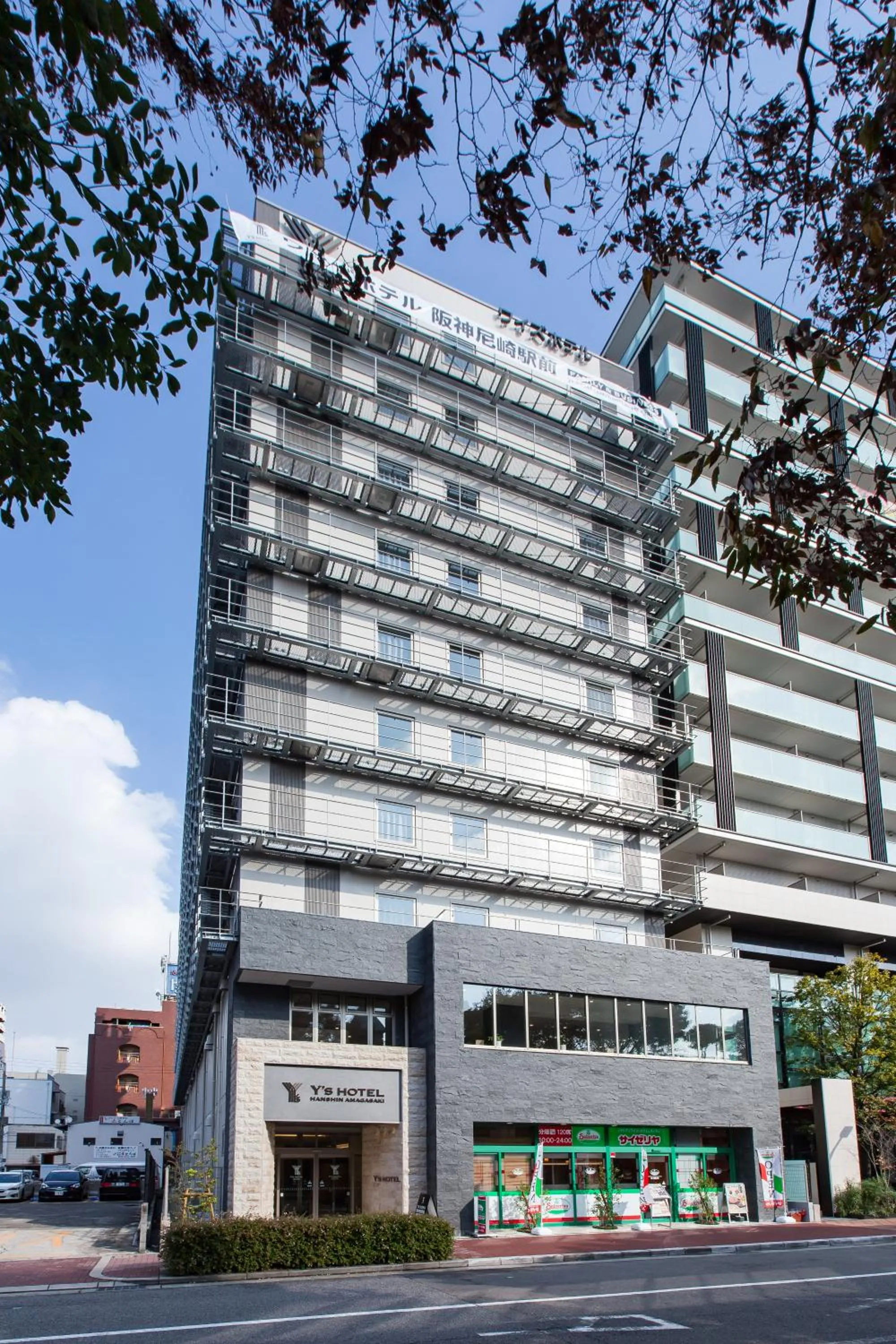 Facade/entrance in Y's HOTEL Hanshin Amagasaki Ekimae