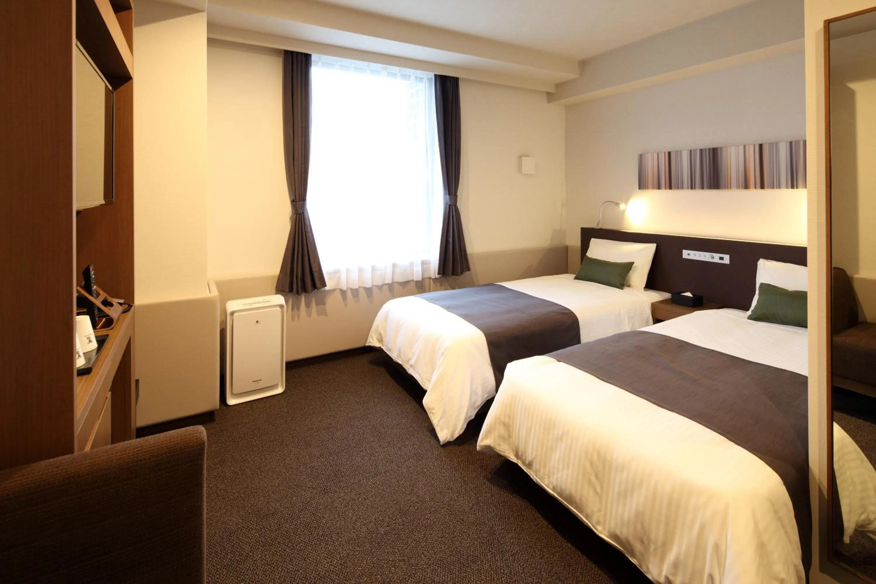 Photo of the whole room, Bed in Y's HOTEL Hanshin Amagasaki Ekimae