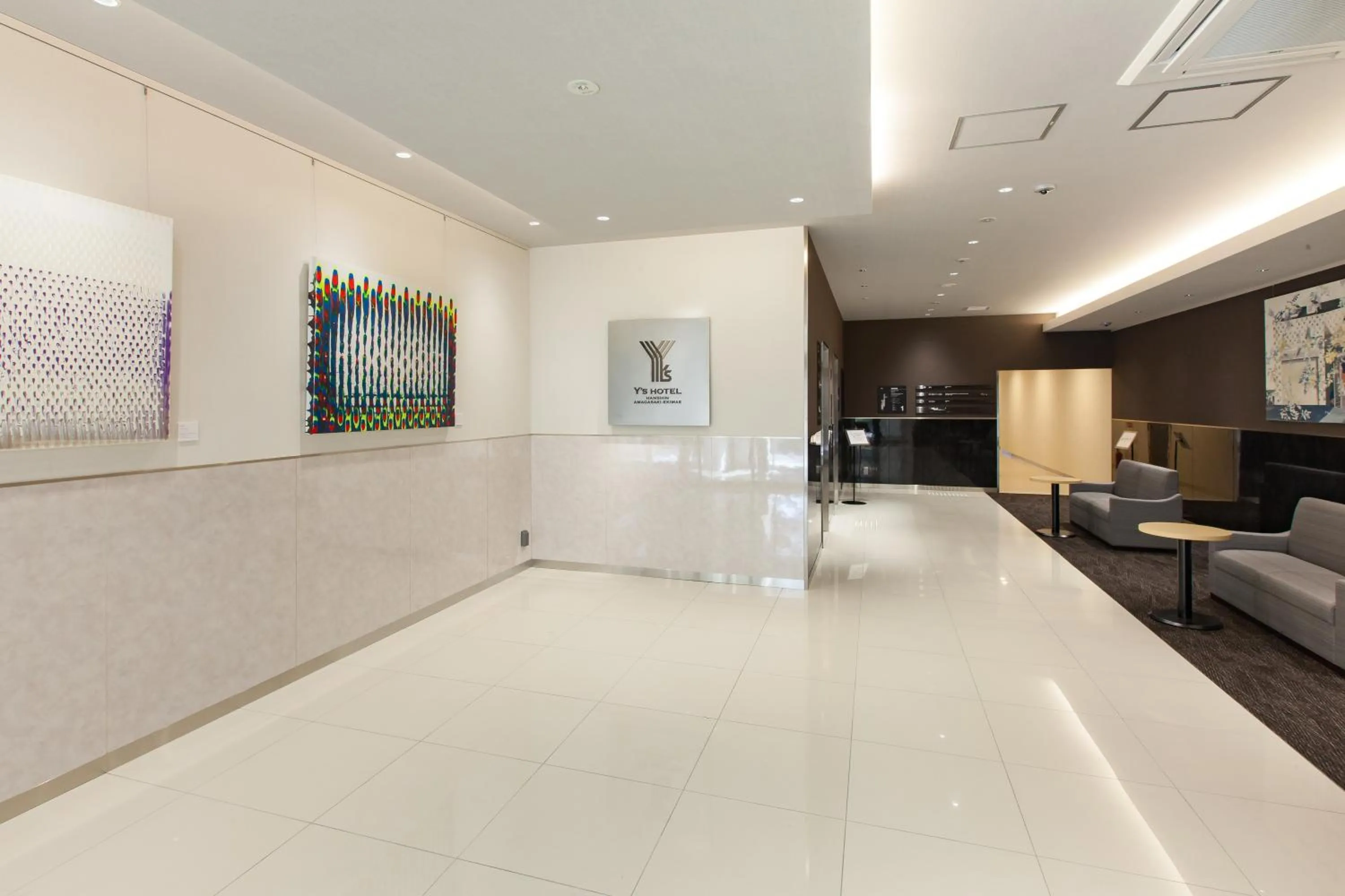 Lobby or reception in Y's HOTEL Hanshin Amagasaki Ekimae