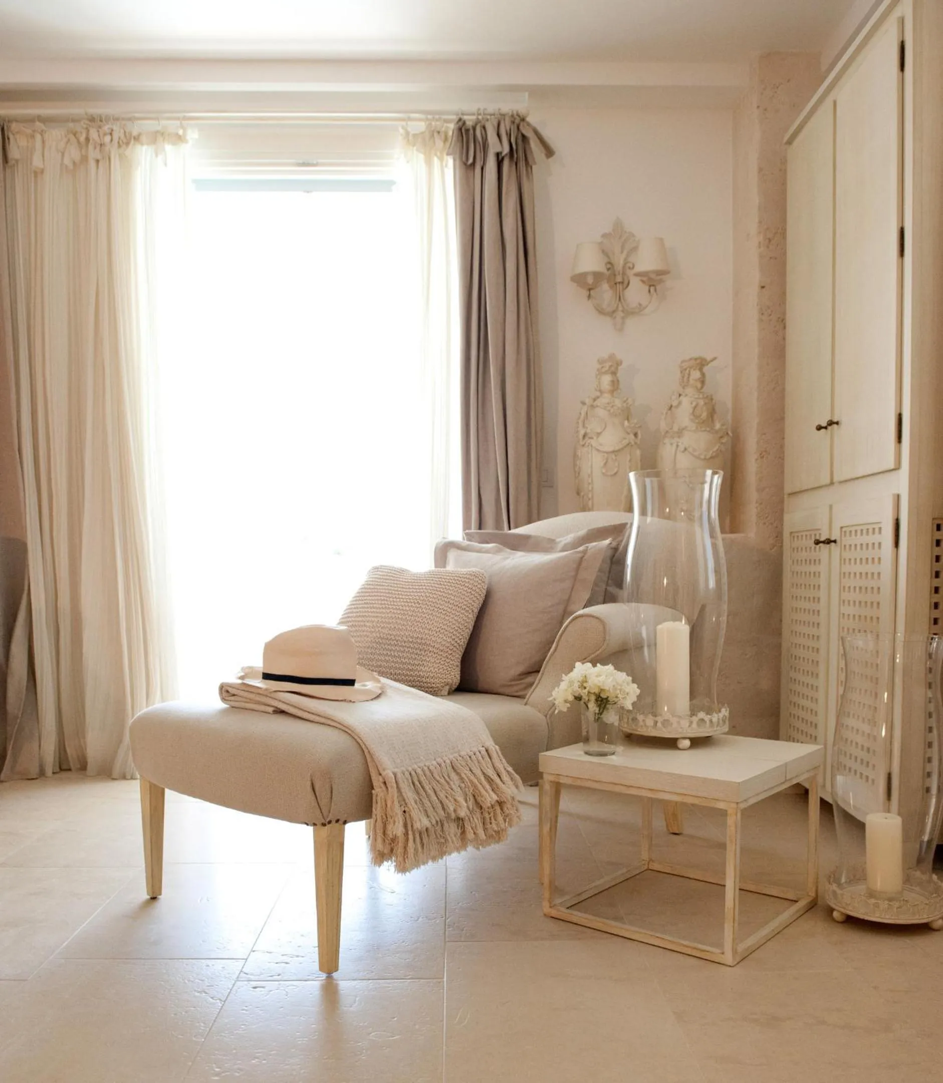 Communal lounge/ TV room in Borgo Egnazia