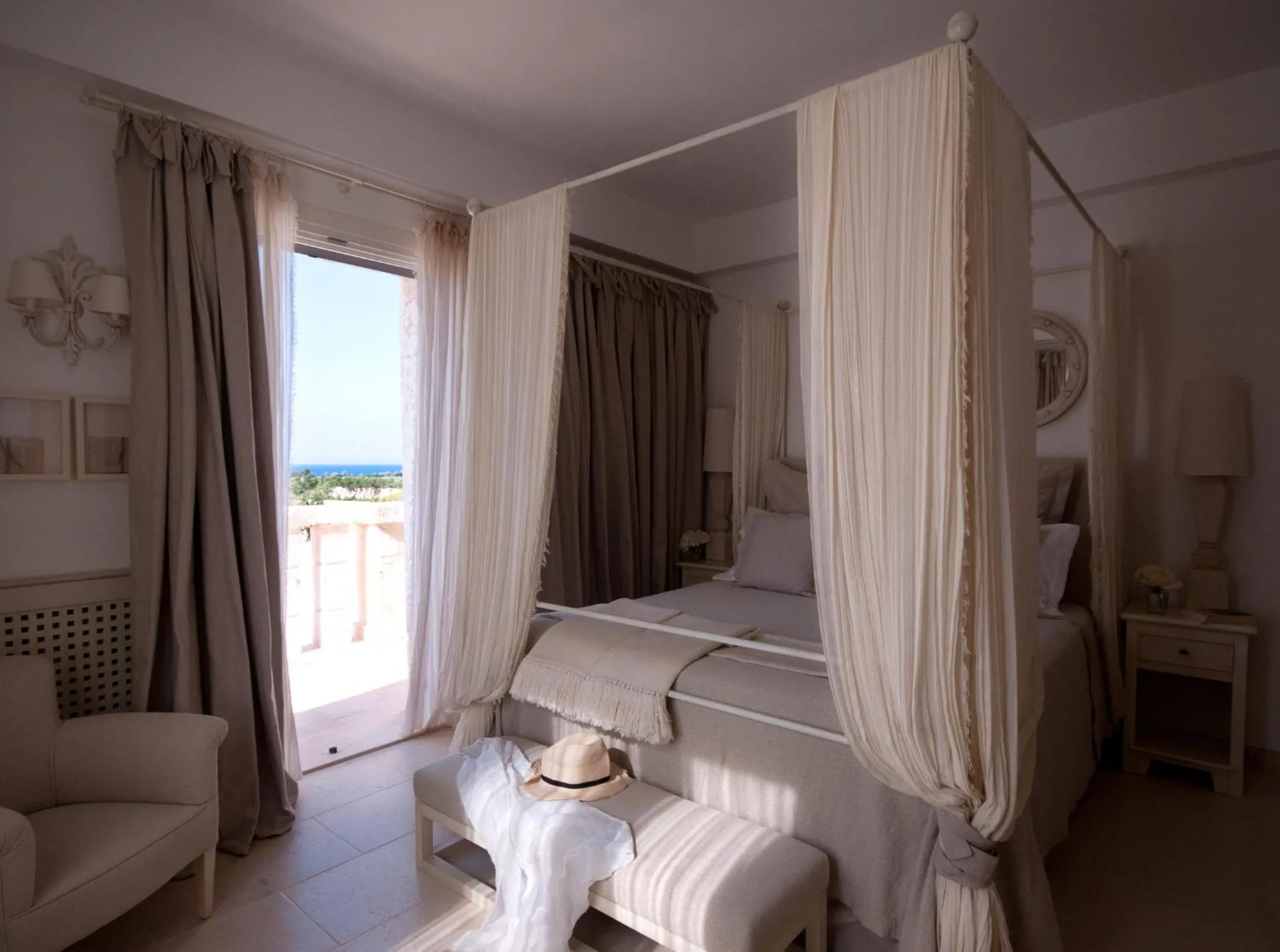 Photo of the whole room, Bed in Borgo Egnazia