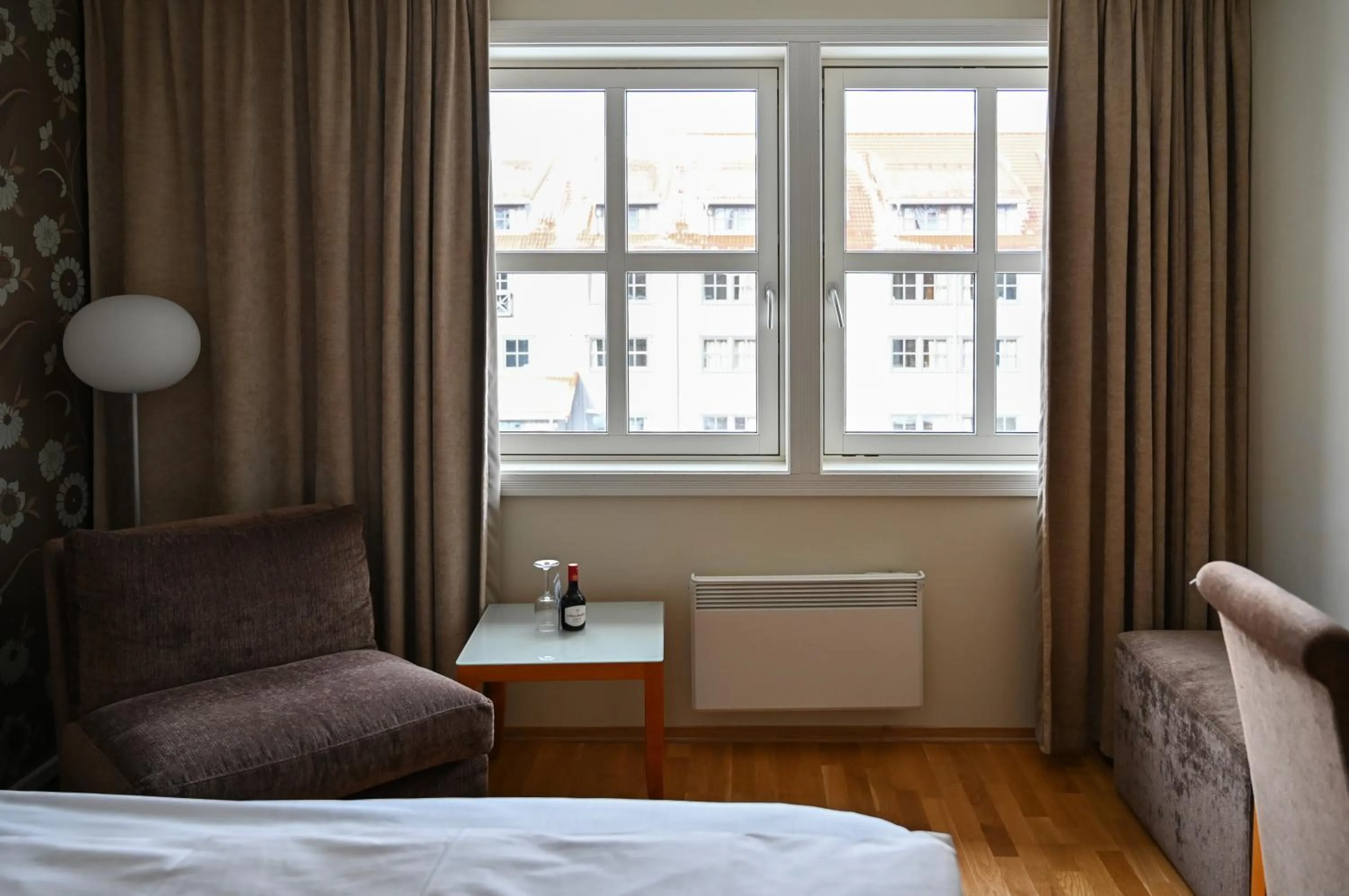 View (from property/room), Bed in Clarion Hotel Oslo Airport