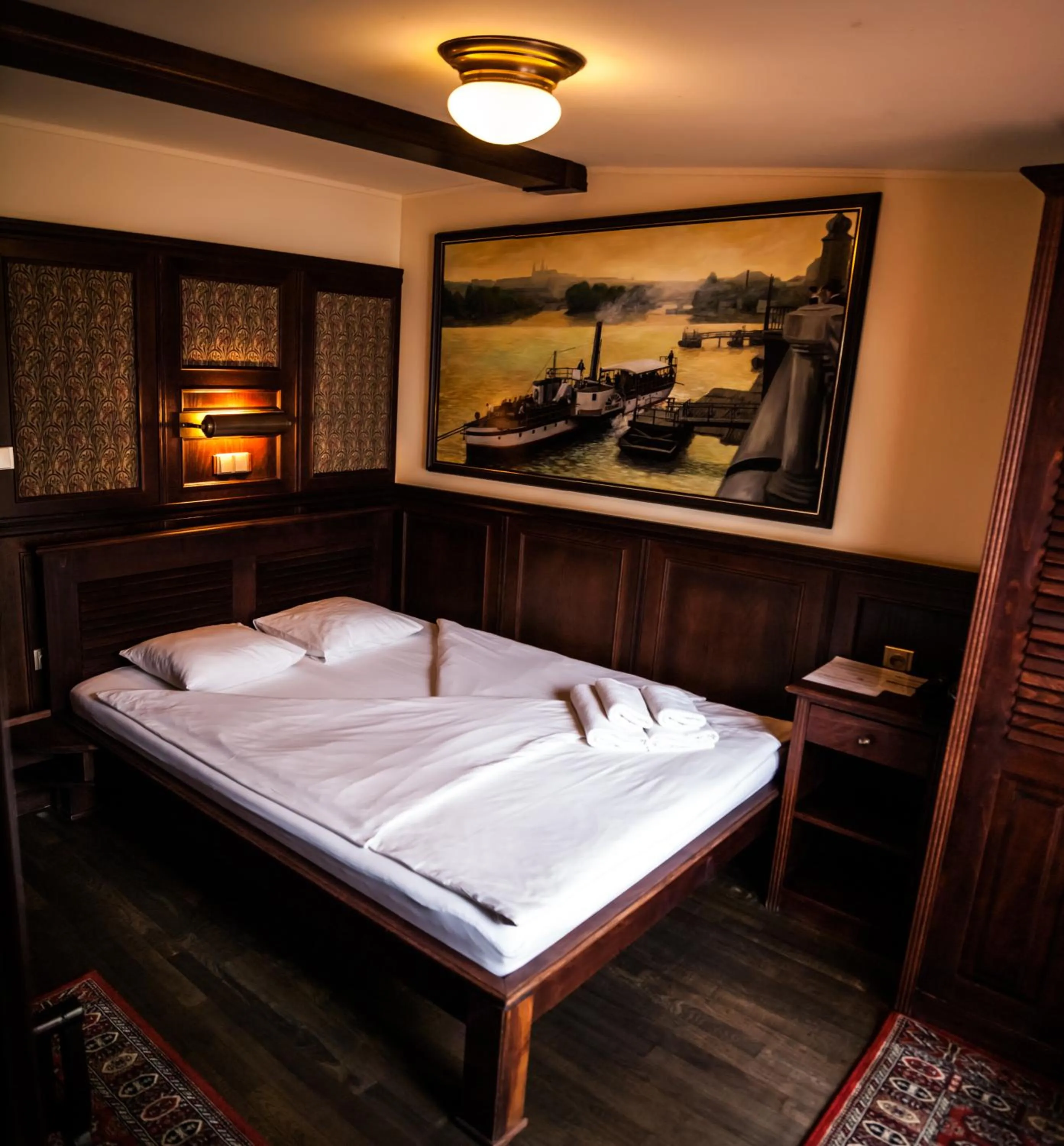 Bedroom, Bed in Boat Hotel Matylda