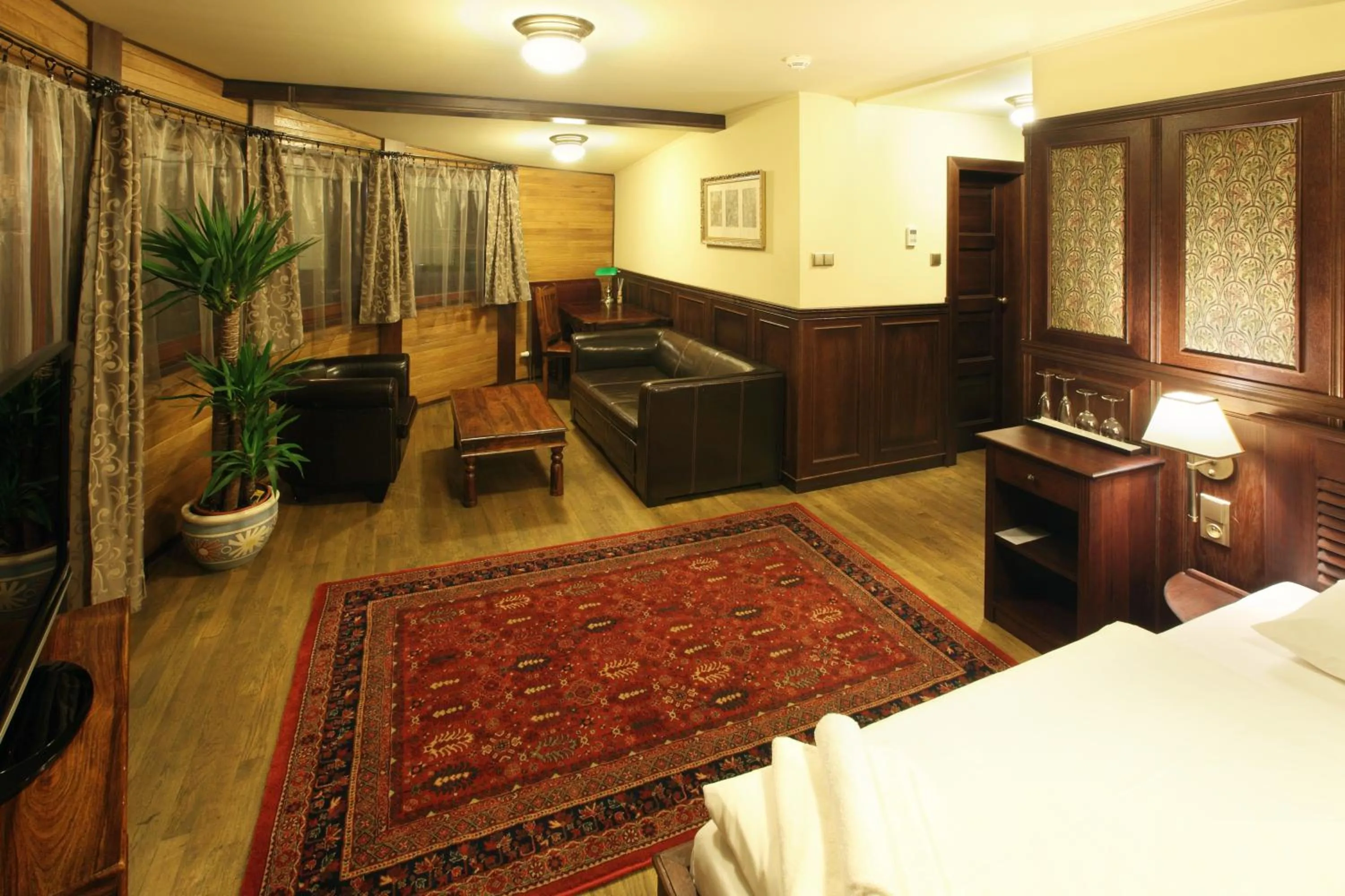 Photo of the whole room, Bed in Boat Hotel Matylda