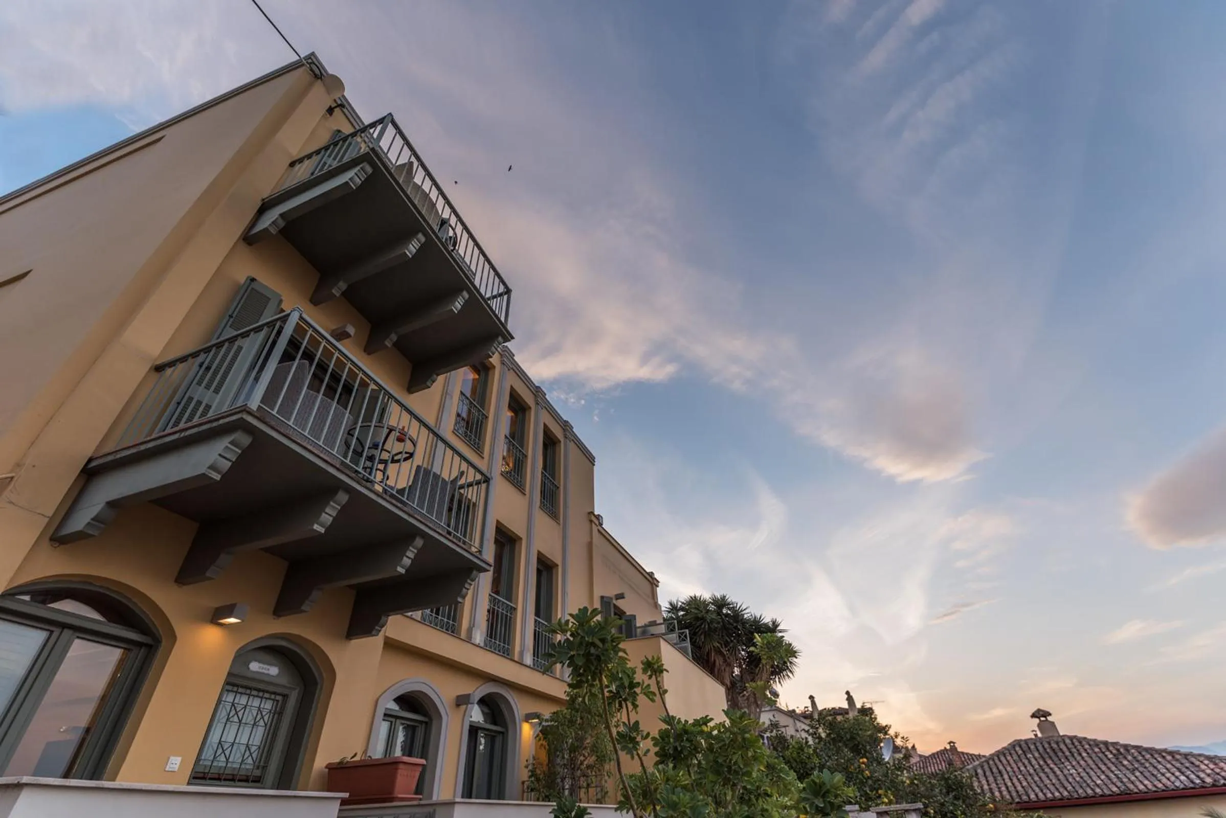 Property building in Amfitriti Palazzo