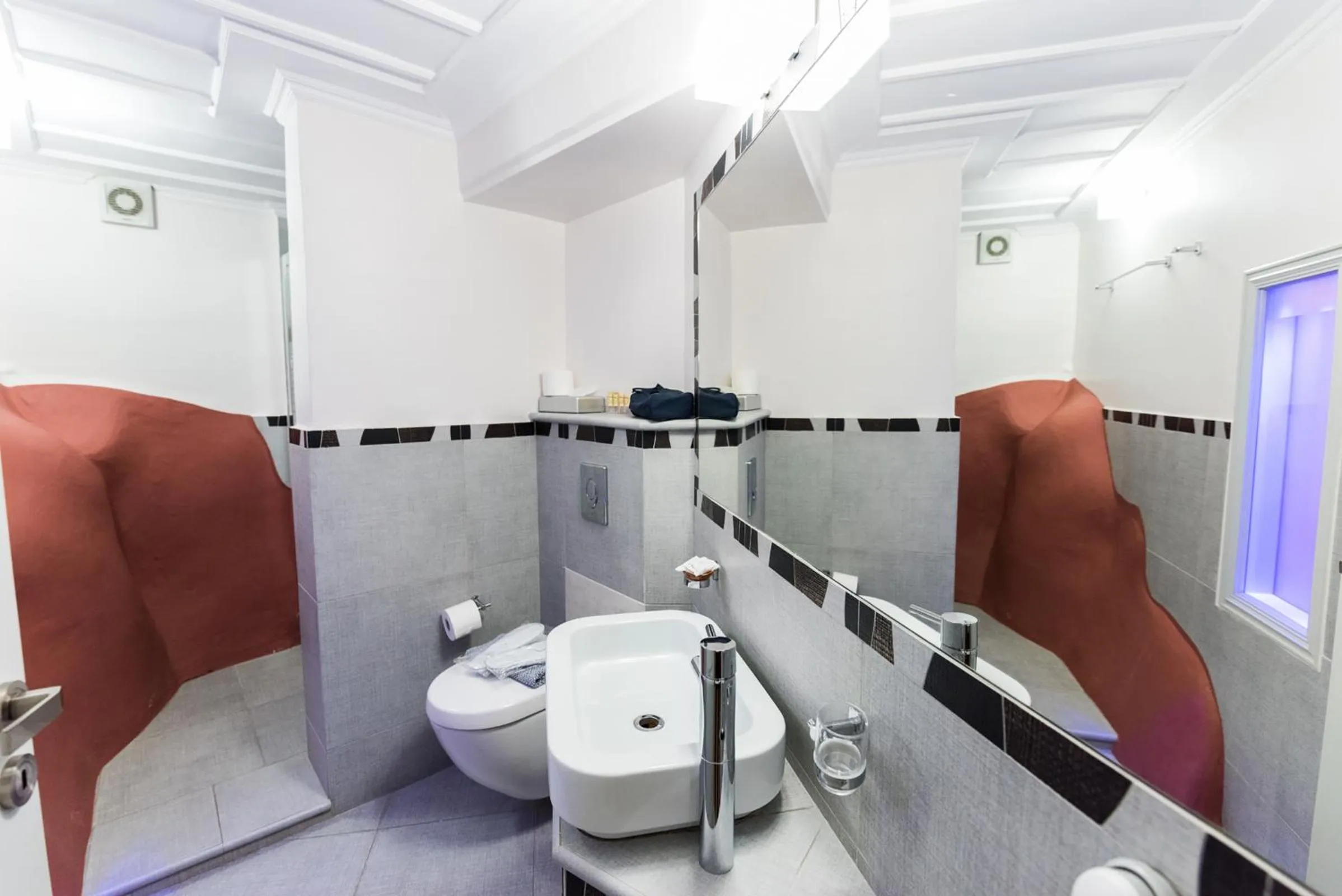 Bathroom in Amfitriti Palazzo