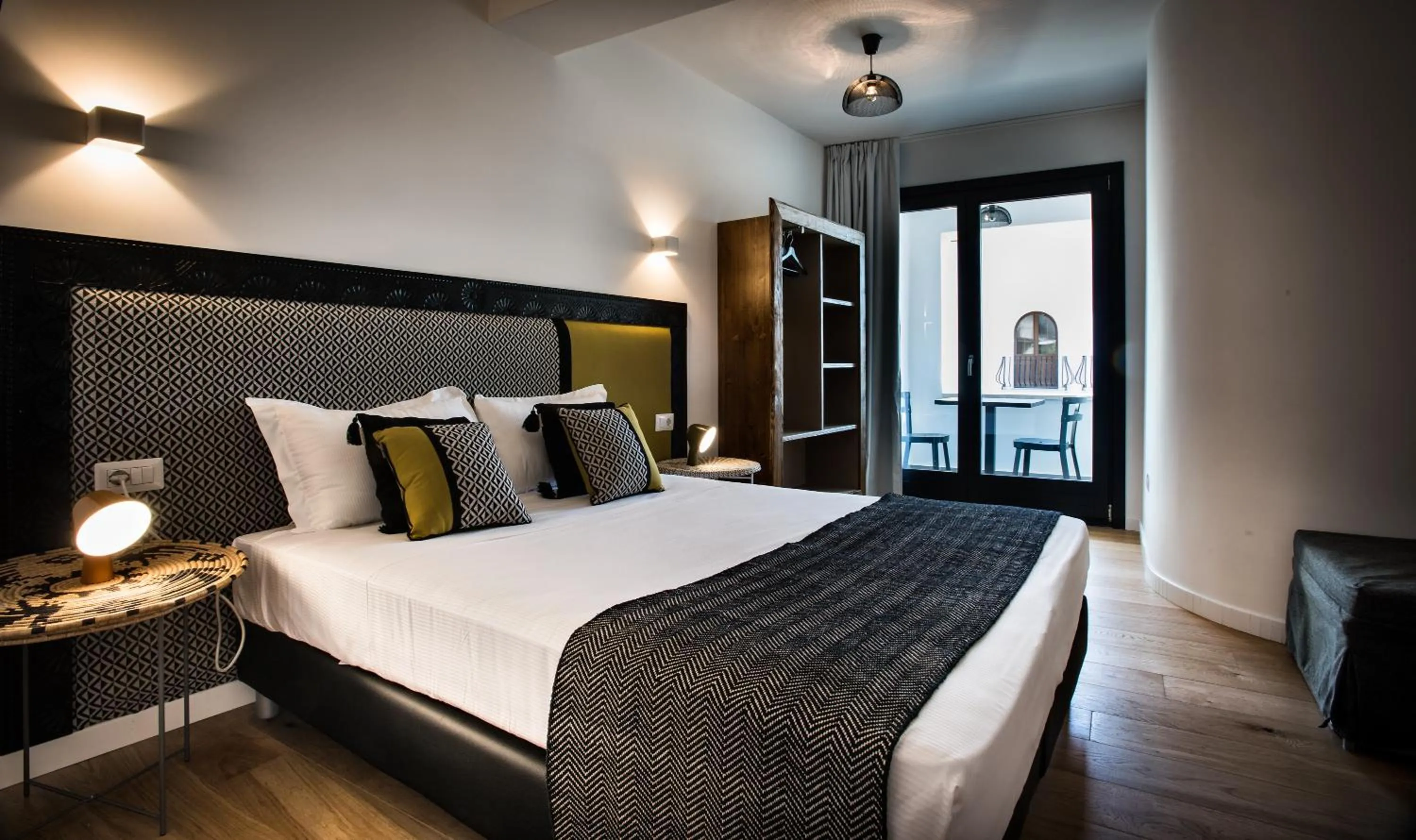 Photo of the whole room in Teku Sardinia Boutique Hotel