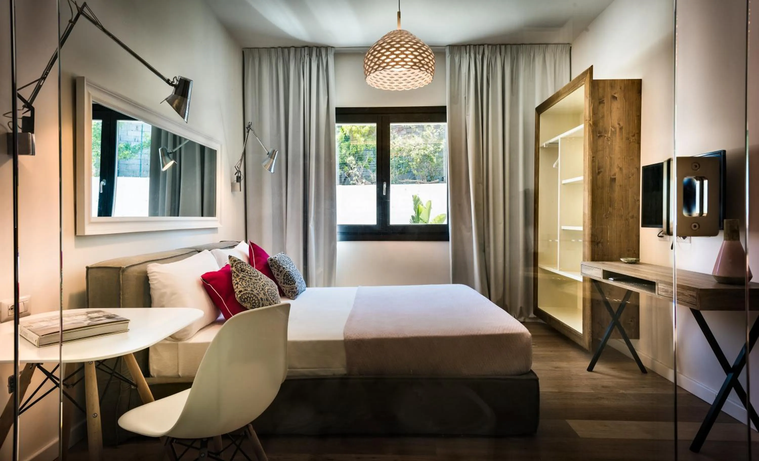 Spring in Teku Sardinia Boutique Hotel