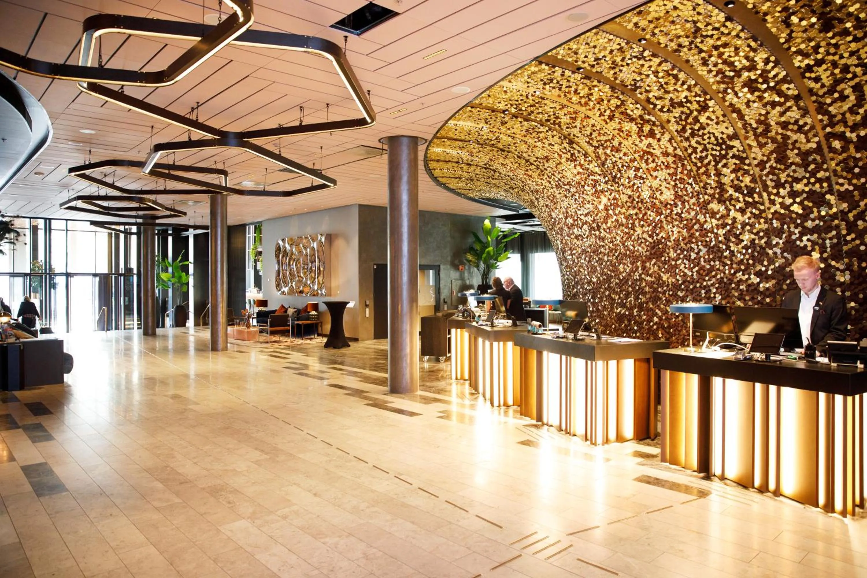 Lobby or reception in Clarion Hotel The Hub