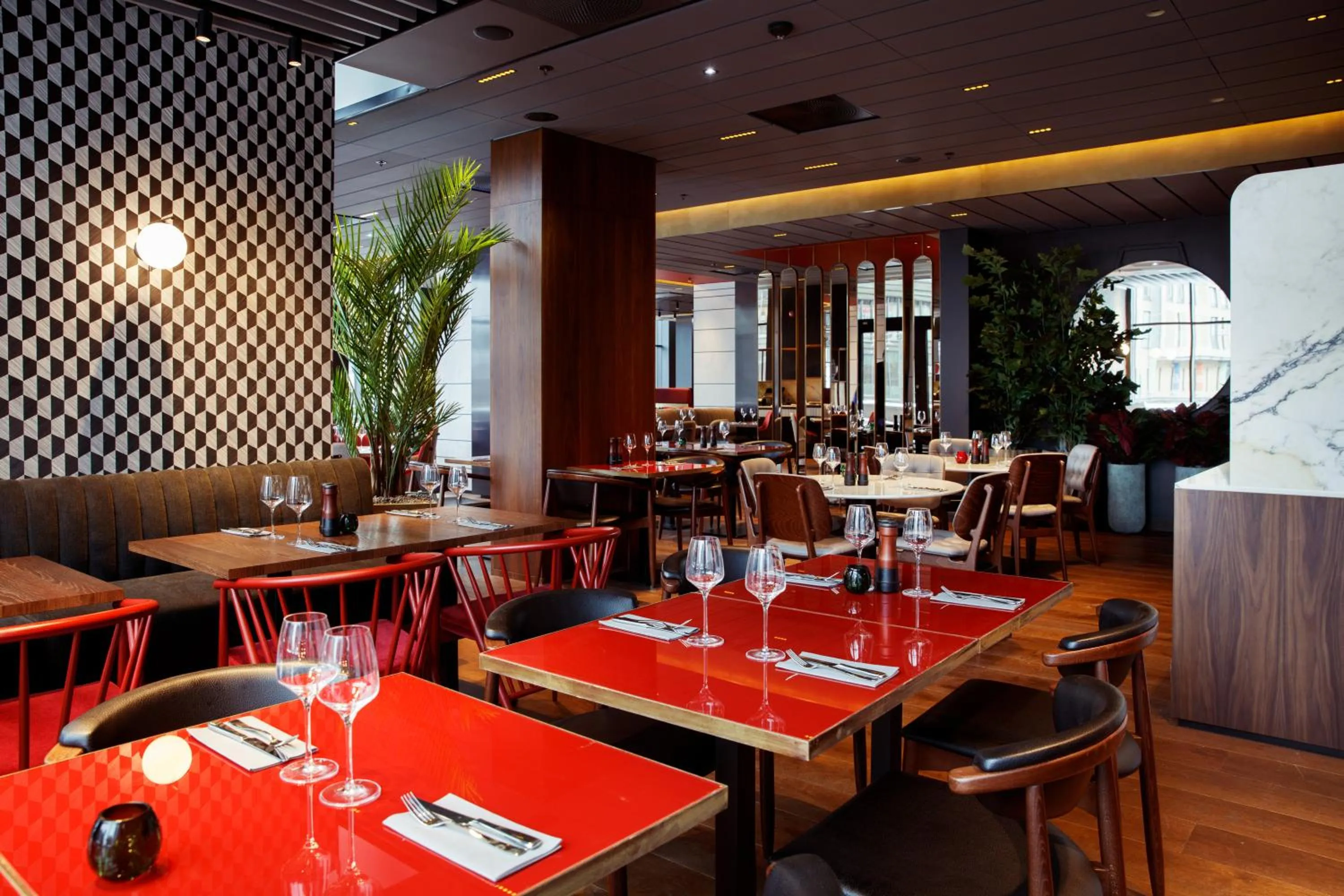 Restaurant/places to eat in Clarion Hotel The Hub