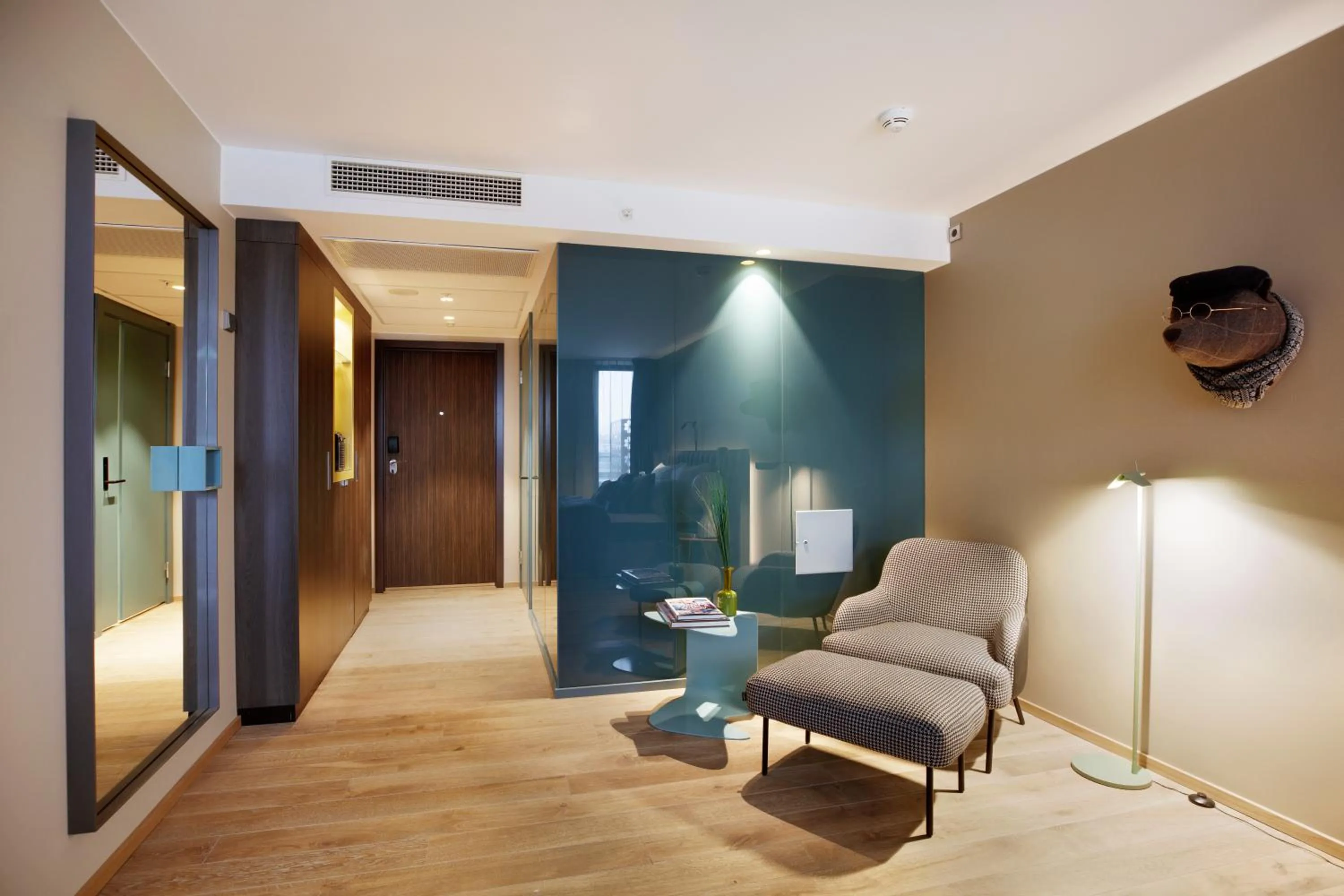 Seating area in Clarion Hotel The Hub