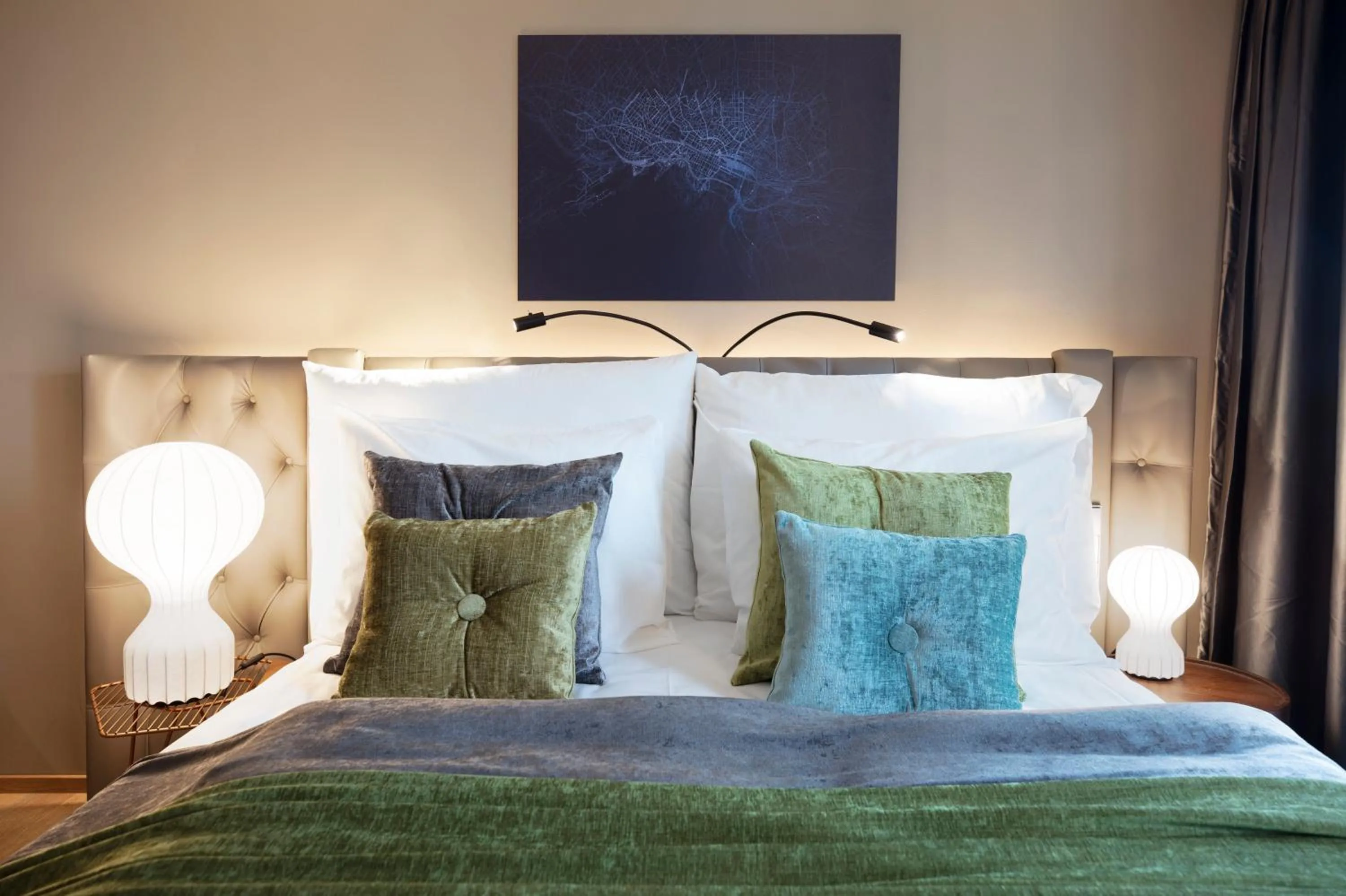 Bedroom, Bed in Clarion Hotel The Hub