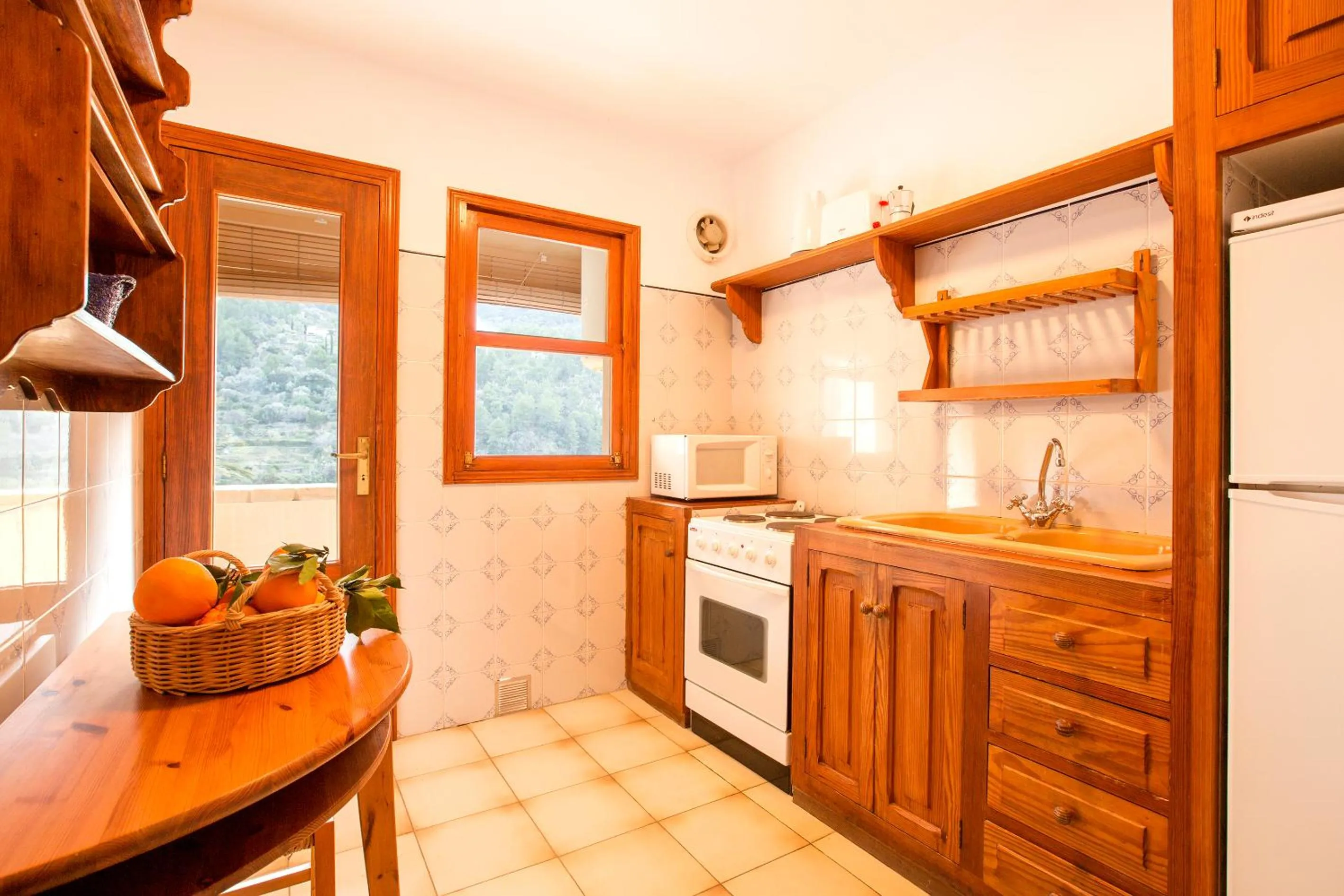 Kitchen or kitchenette in Hotel y Apartamentos DES PUIG