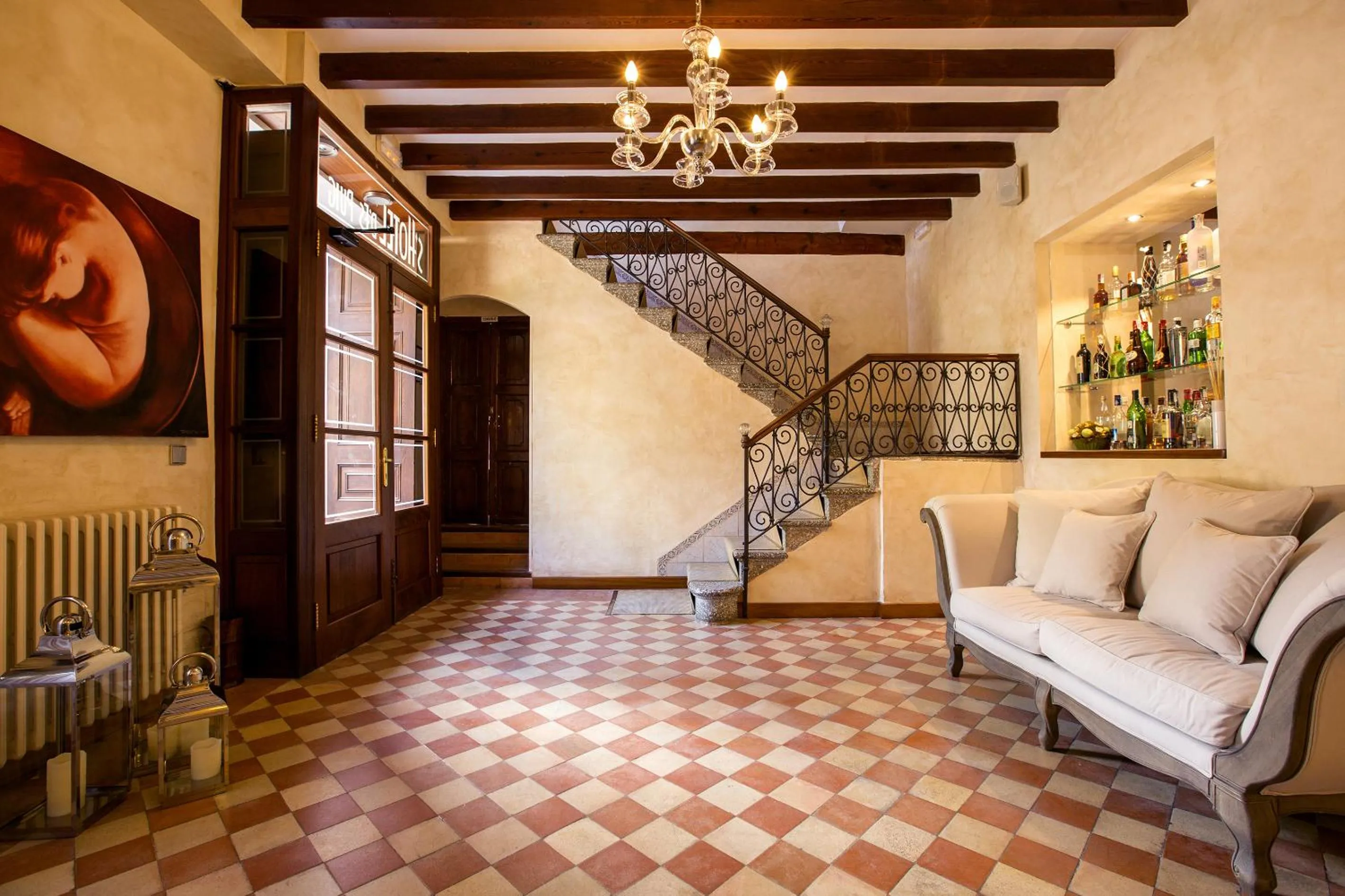 Lobby or reception in Hotel y Apartamentos DES PUIG