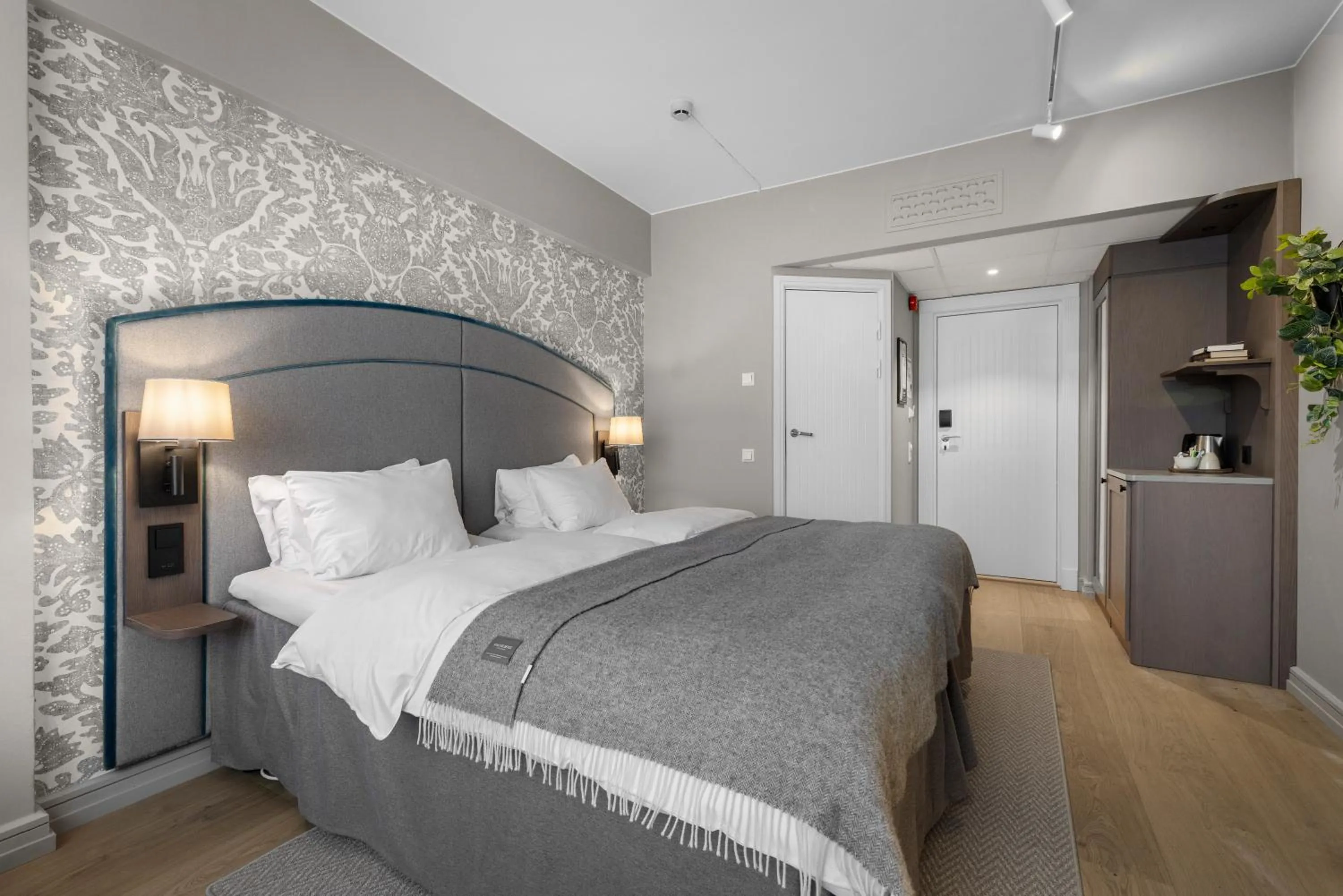 Bedroom, Bed in Home Hotel Bastion