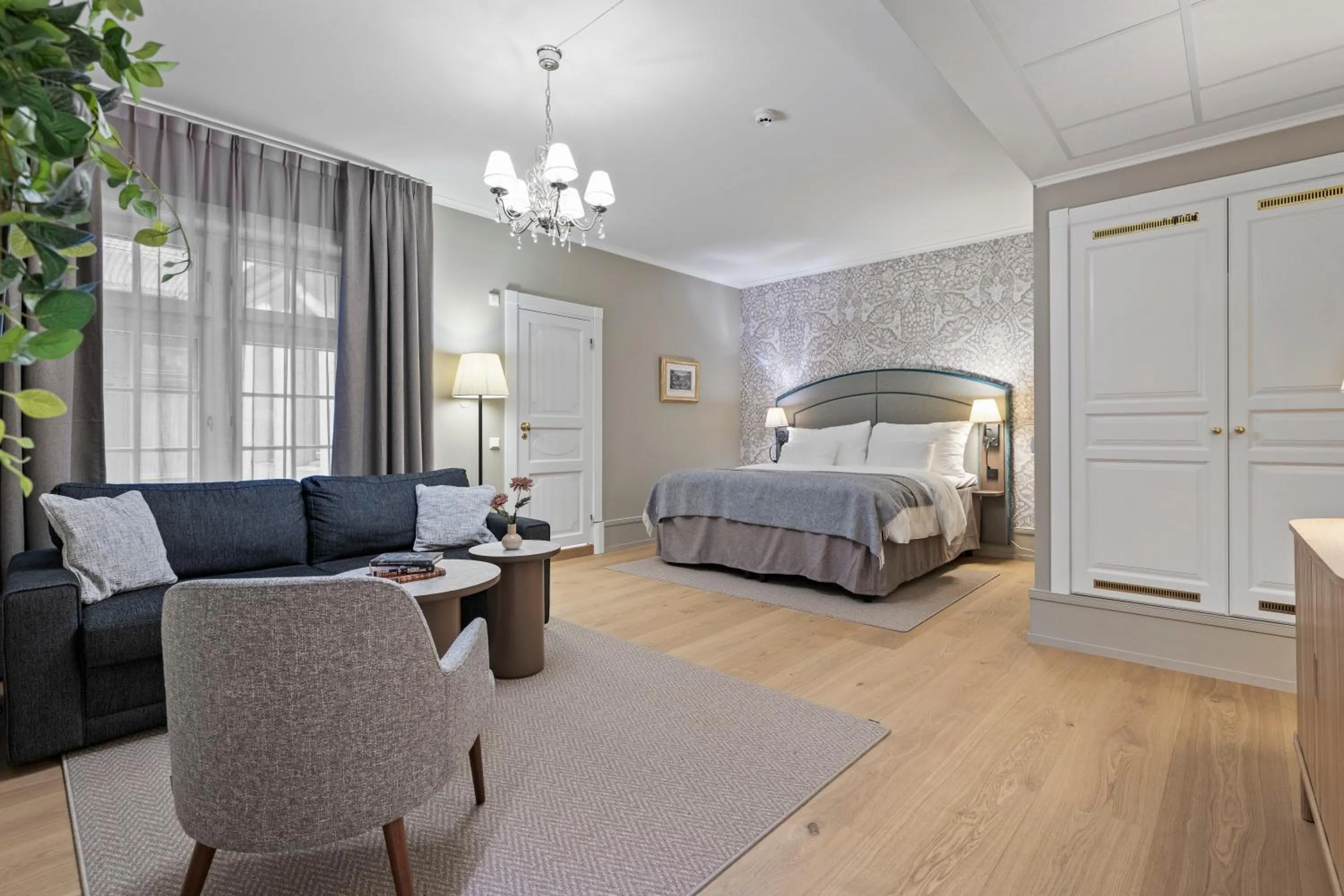 Bedroom, Bed in Home Hotel Bastion